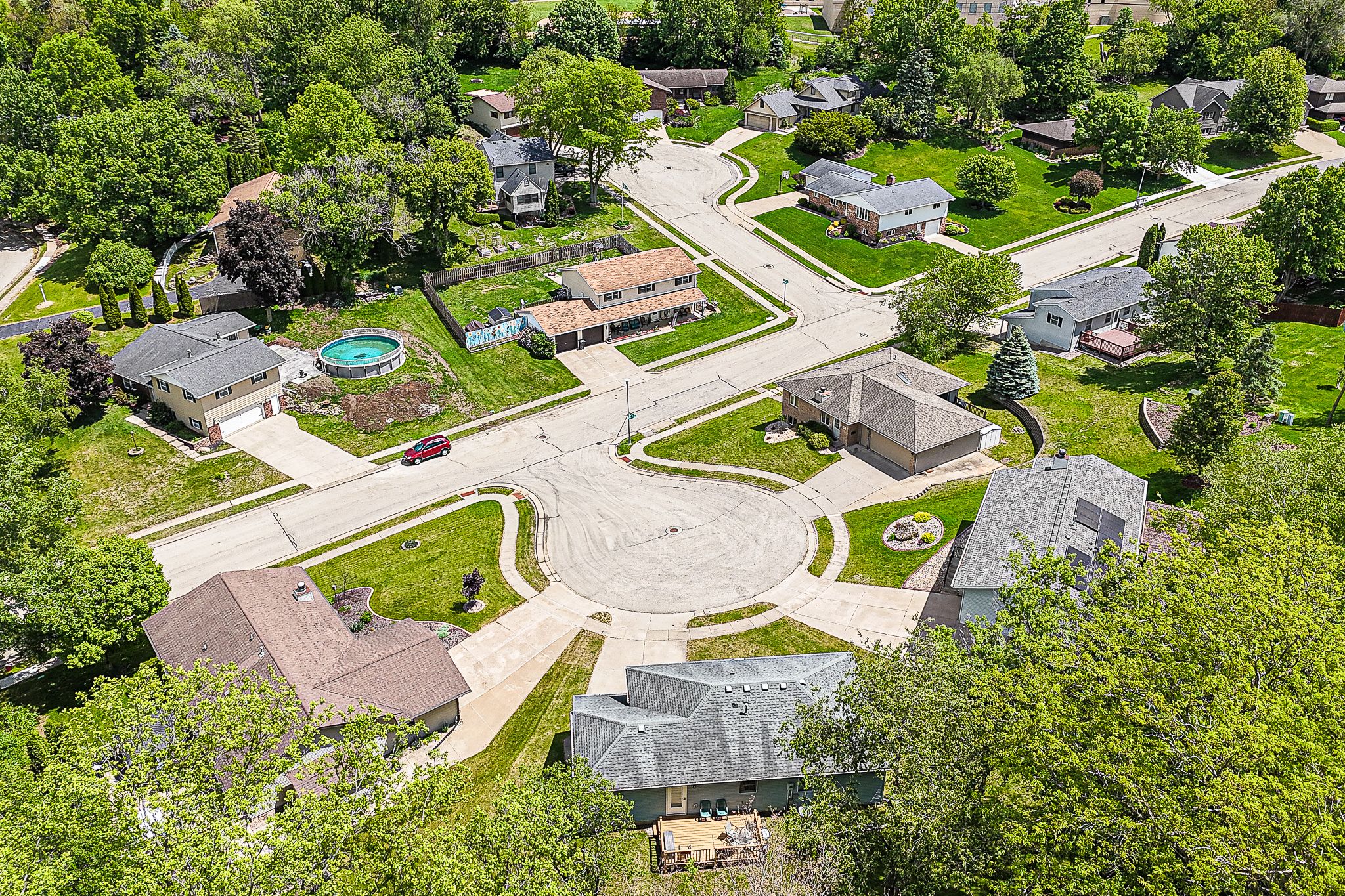 2445 Palomino Circle, Dubuque, IA, Image 29