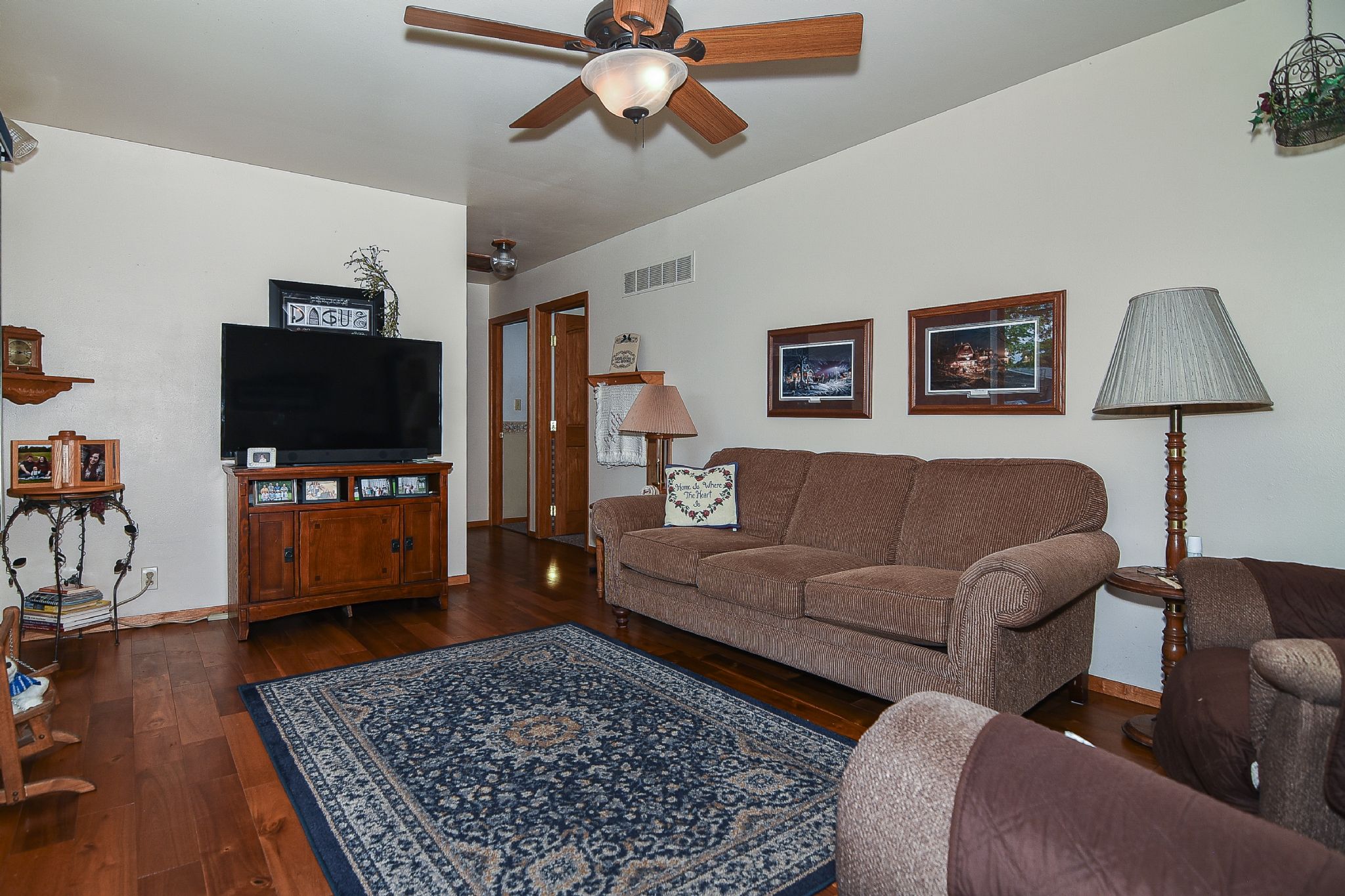 2068 Carter Rd, Dubuque, IA, Image 3