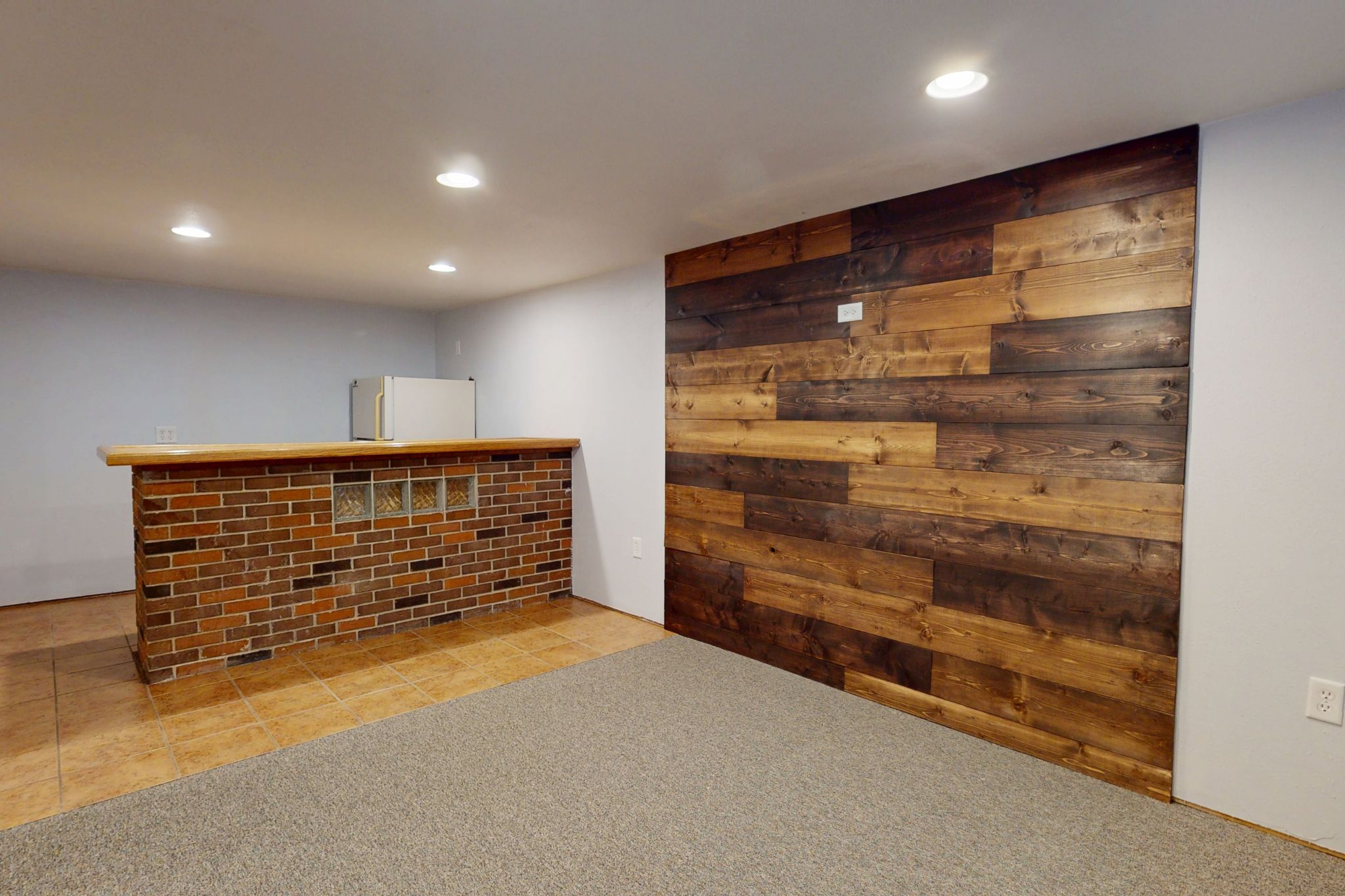 201 1st St, Delhi, IA, Image 22
