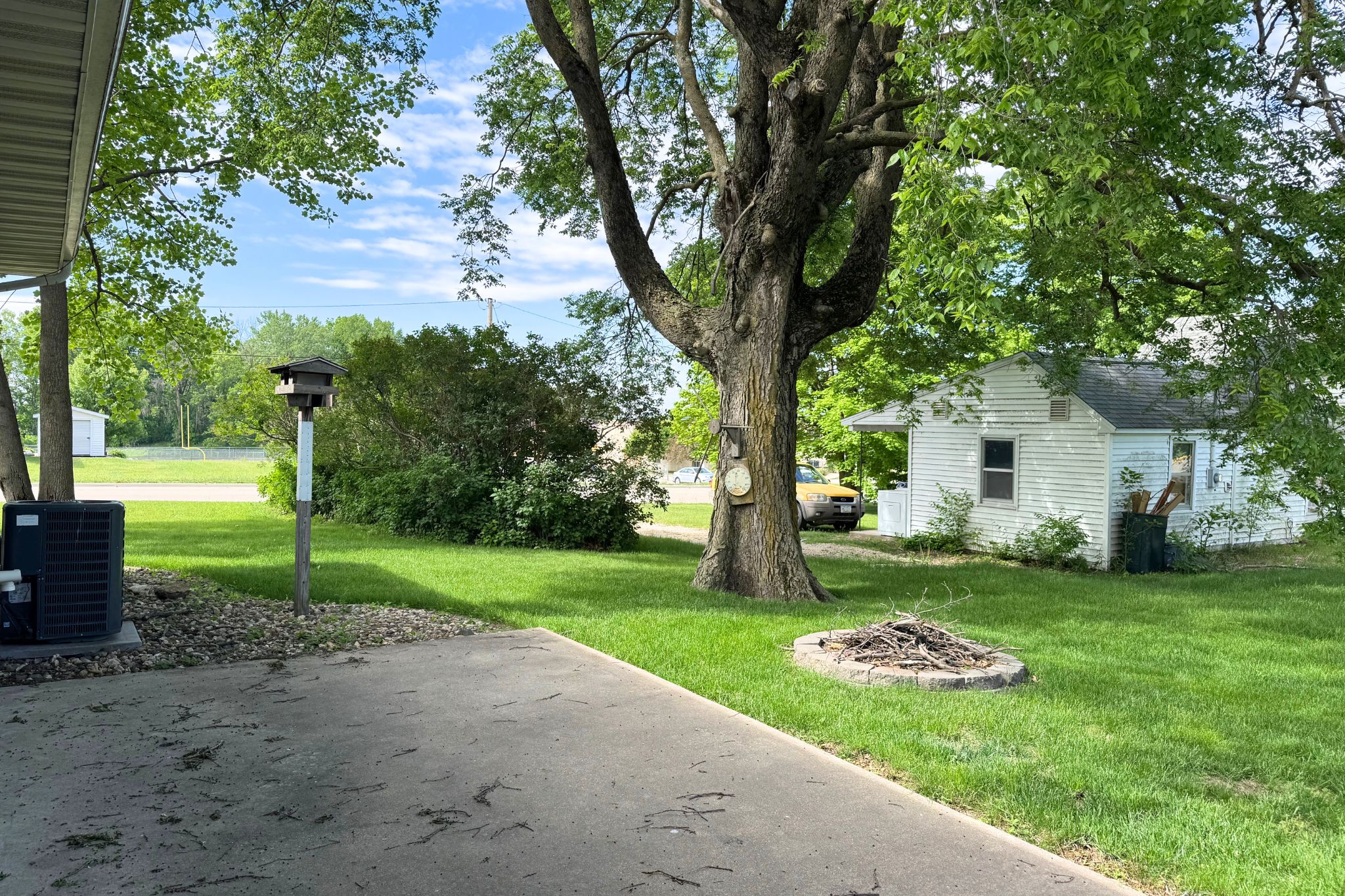 201 1st St, Delhi, IA, Image 25