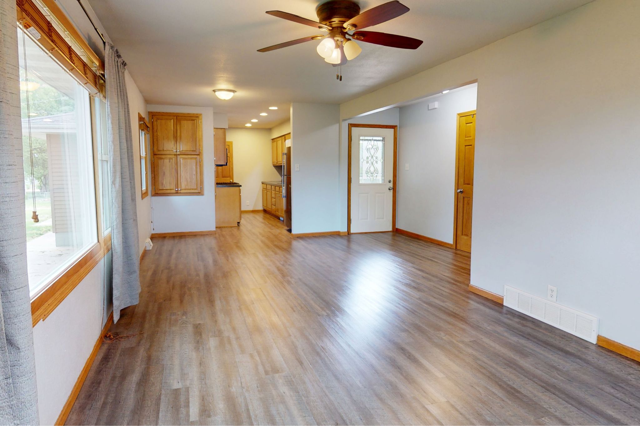 201 1st St, Delhi, IA, Image 6