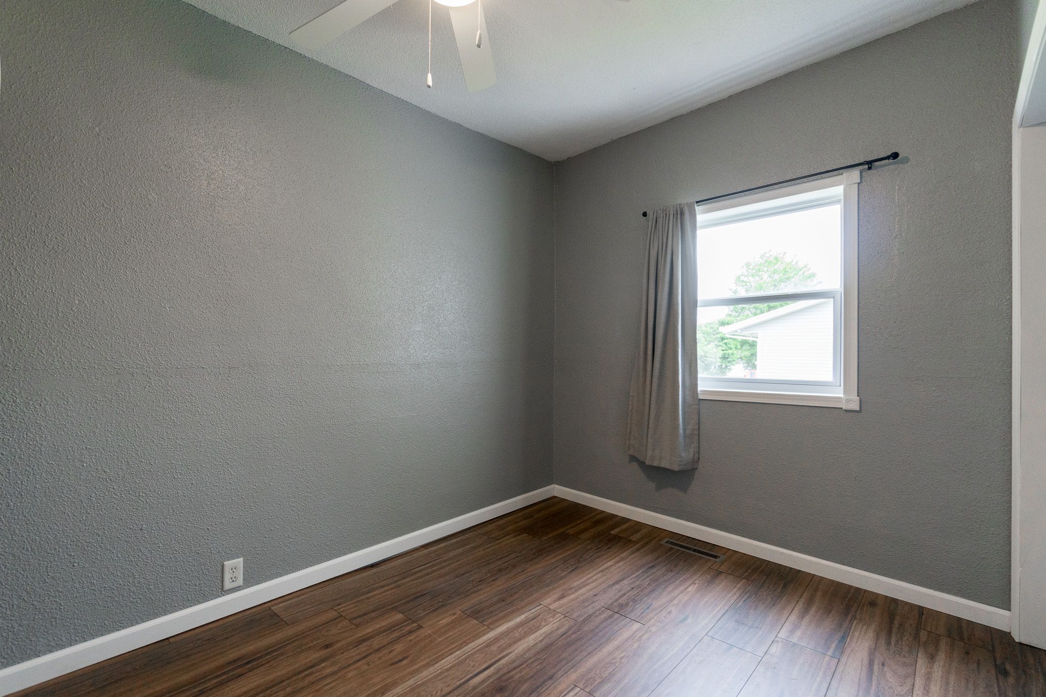 402 Moore St, Urbana, IA, Image 14