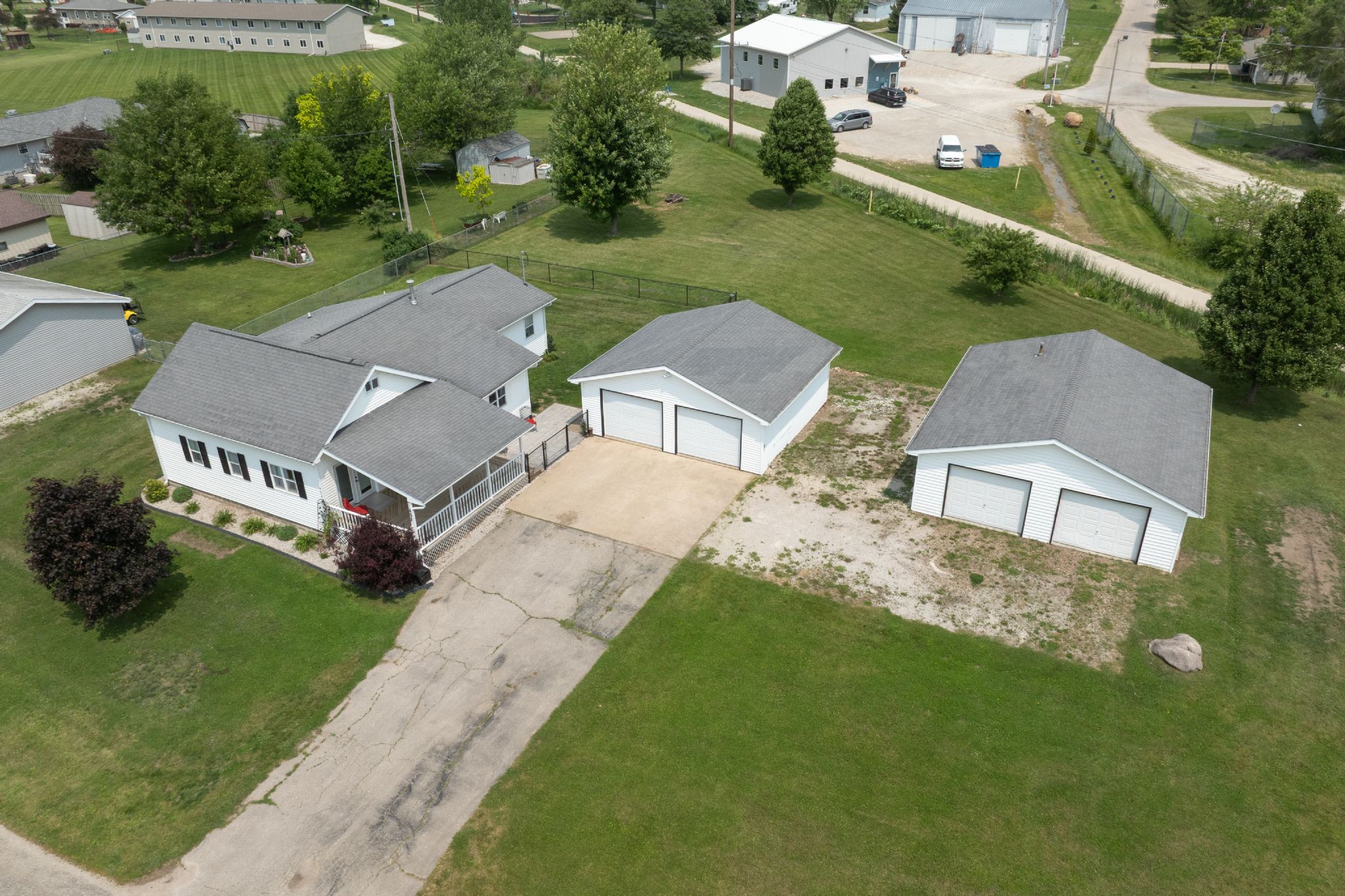 402 Moore St, Urbana, IA, Image 25