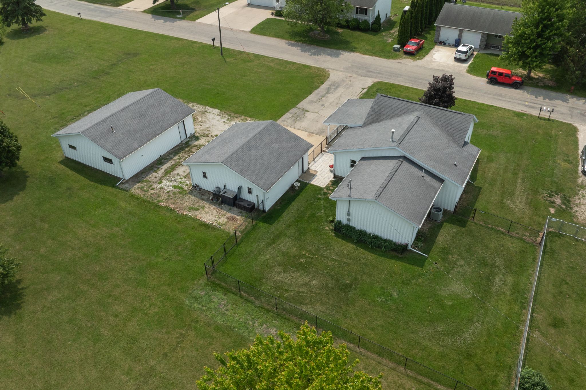 402 Moore St, Urbana, IA, Image 32