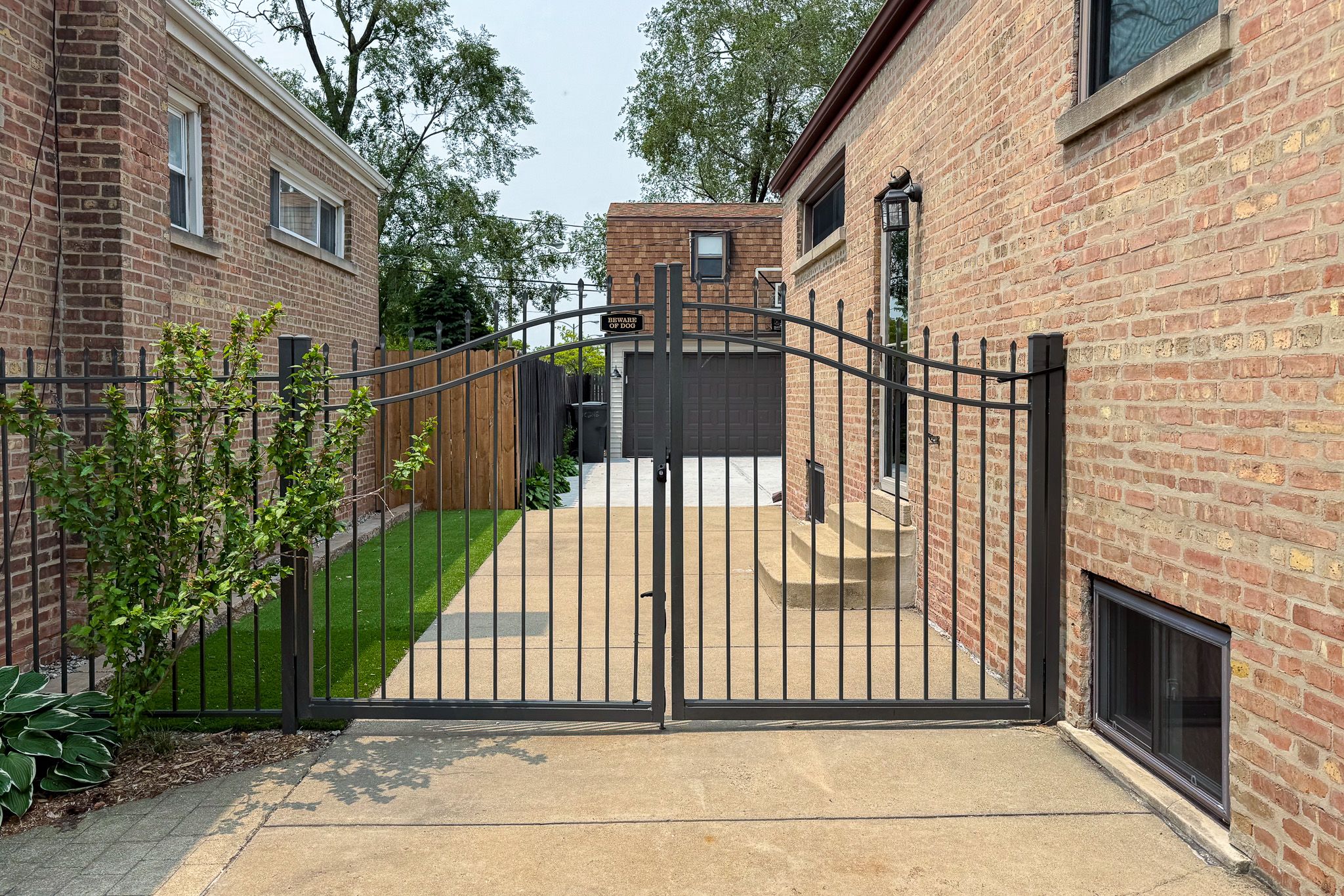 10248 S Albany Ave, Chicago, IL, Image 1