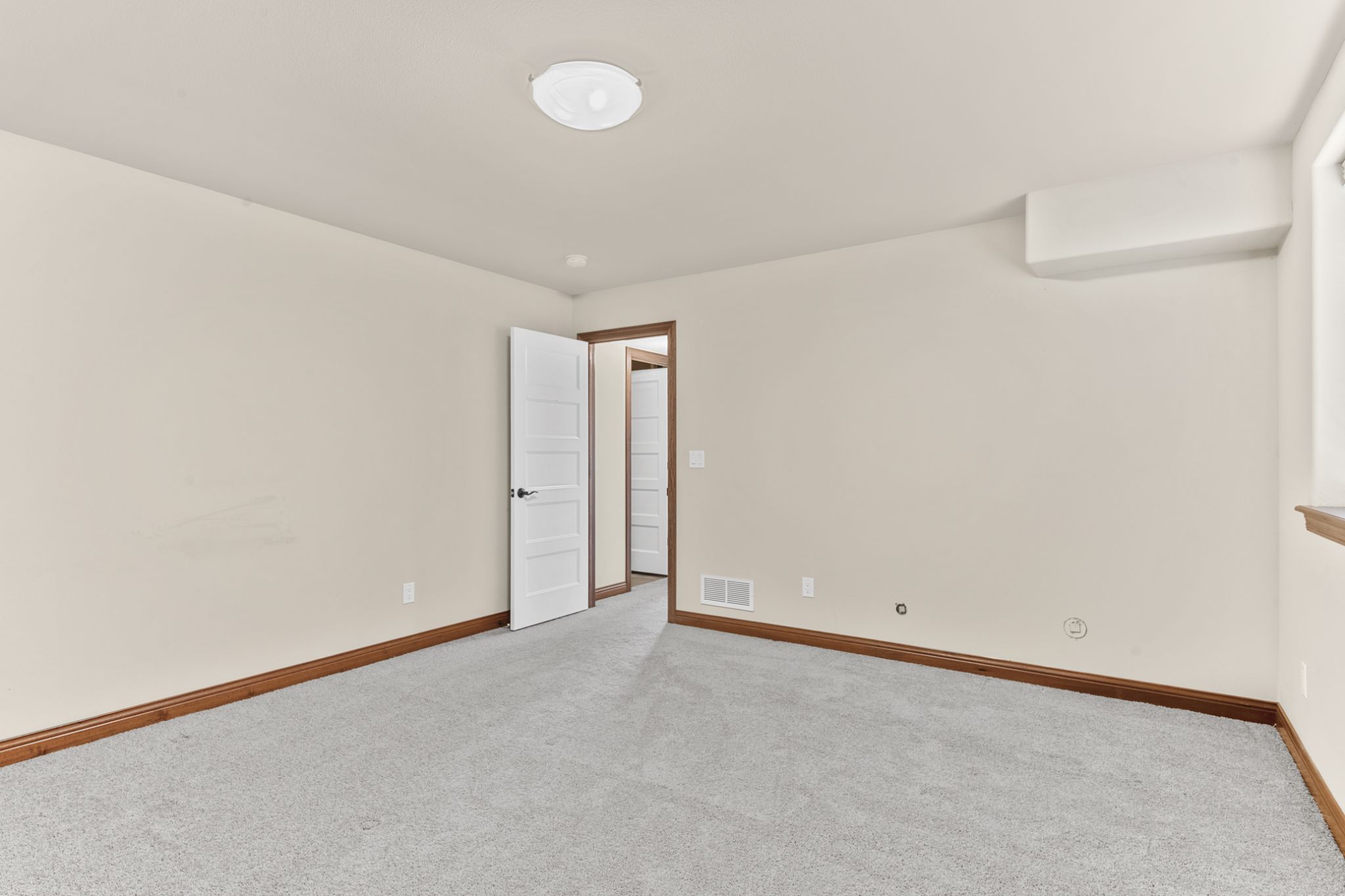 1350 Copper Mountain, North Liberty, IA, Image 40