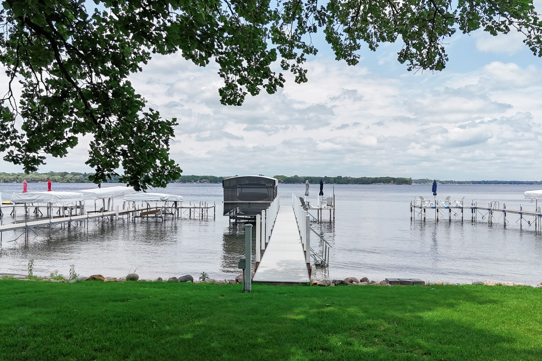 2914 Okoboji Blvd, Milford, IA, Image 43