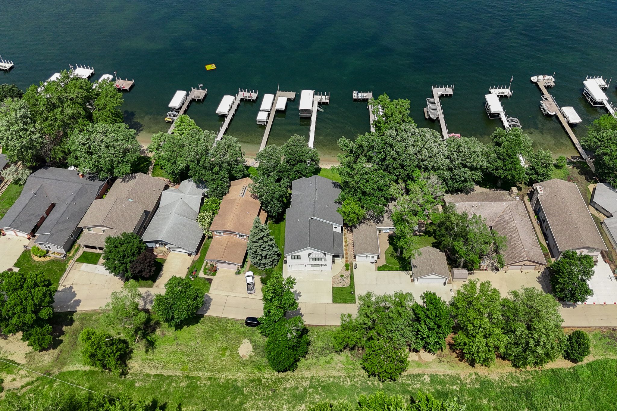 2914 Okoboji Blvd, Milford, IA, Image 52