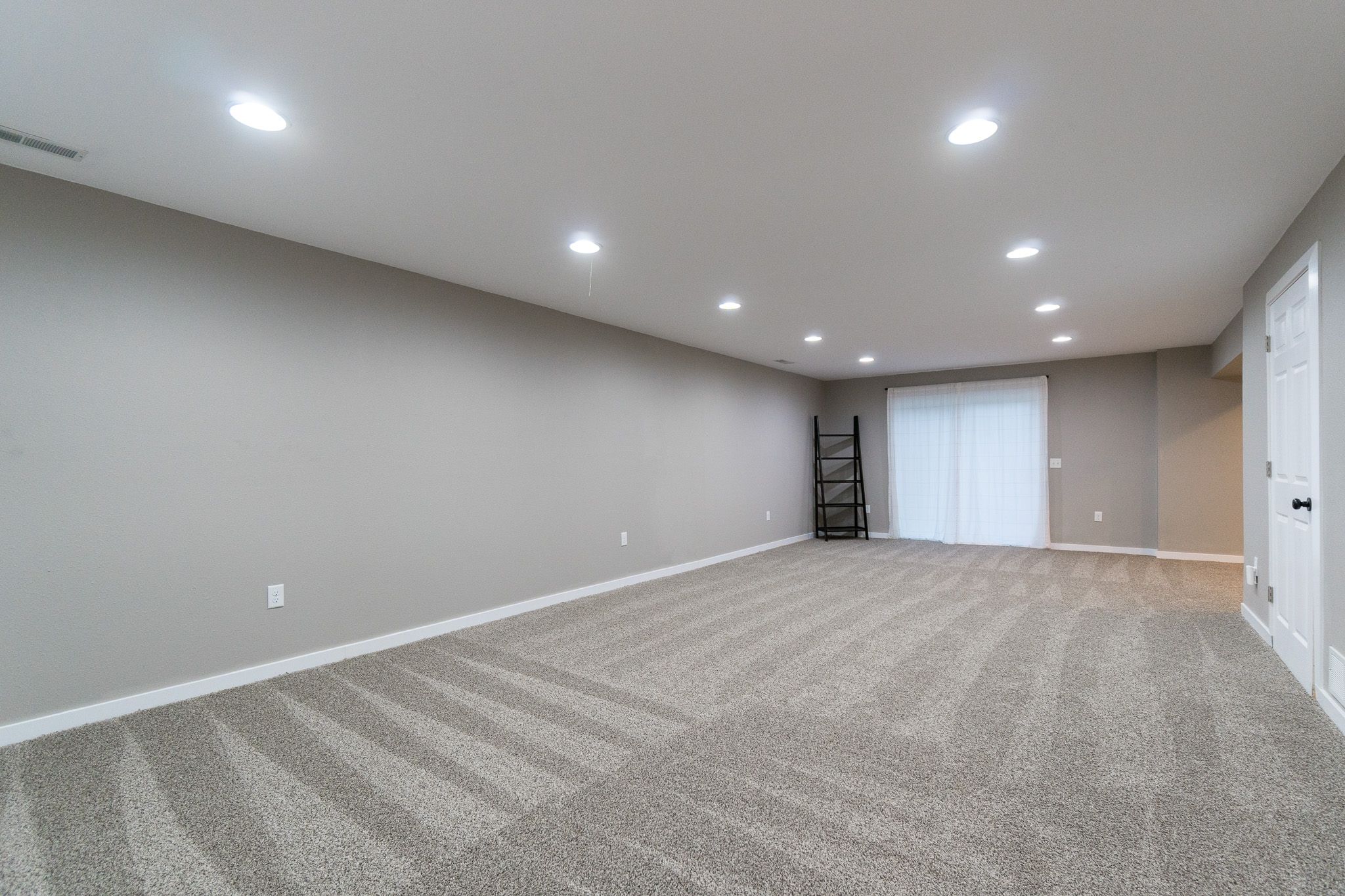 1206 Winchester Circle NE, Swisher, IA, Image 22