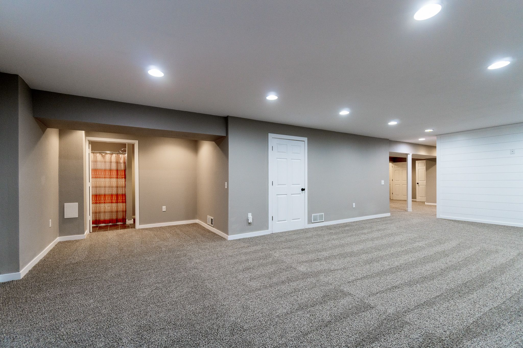 1206 Winchester Circle NE, Swisher, IA, Image 23