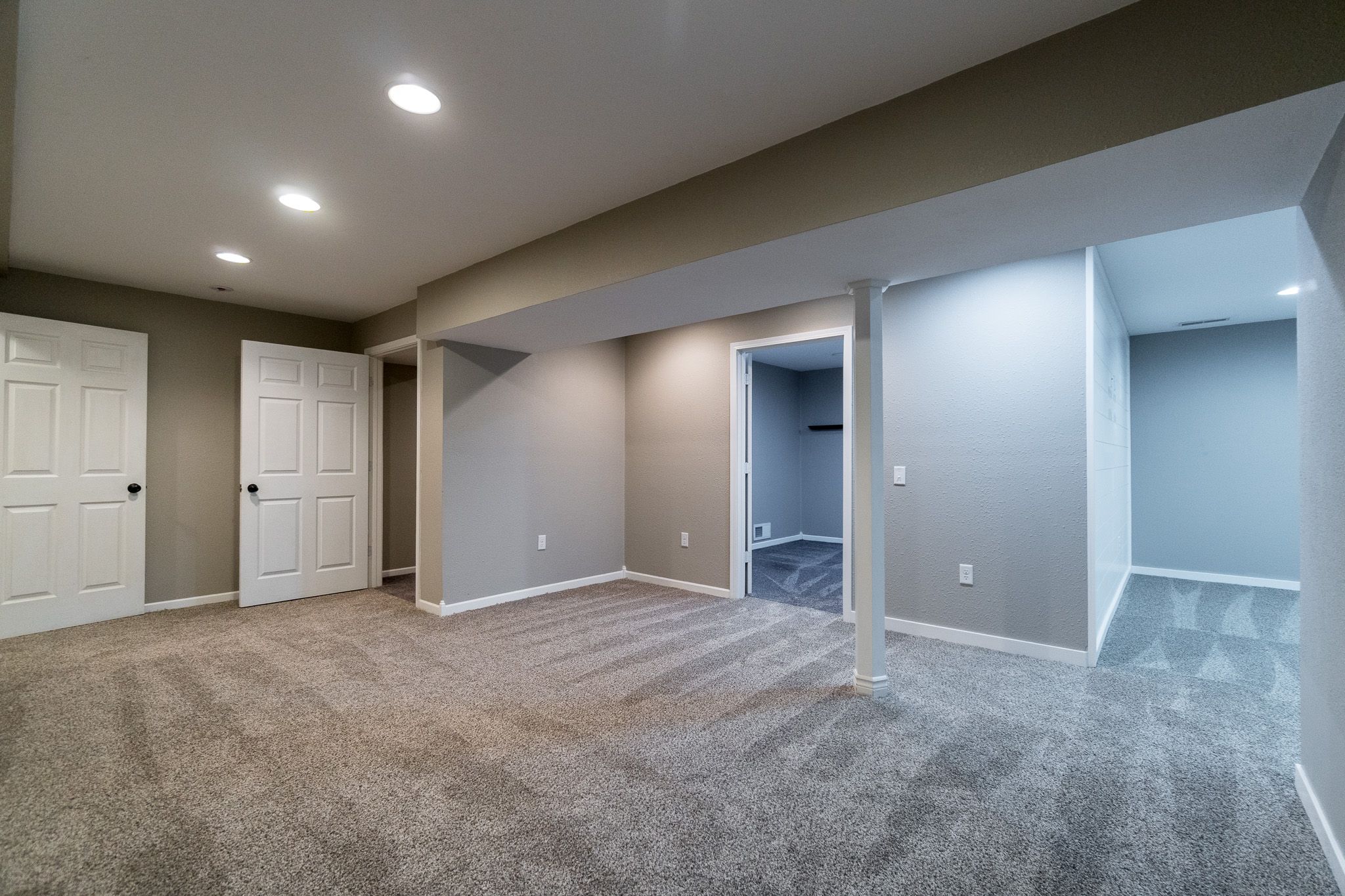 1206 Winchester Circle NE, Swisher, IA, Image 25