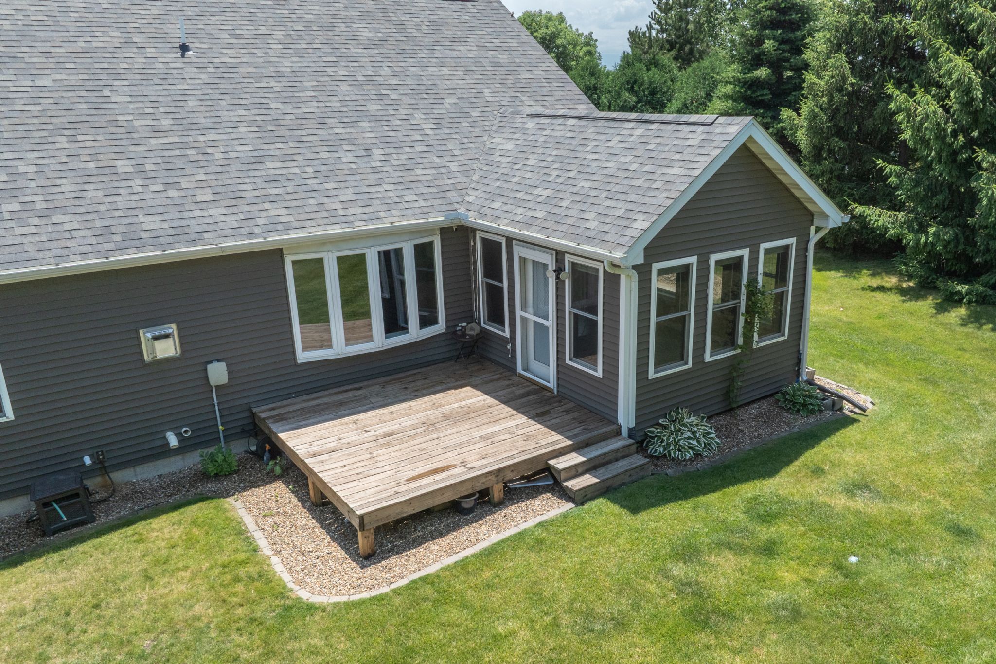 1206 Winchester Circle NE, Swisher, IA, Image 29