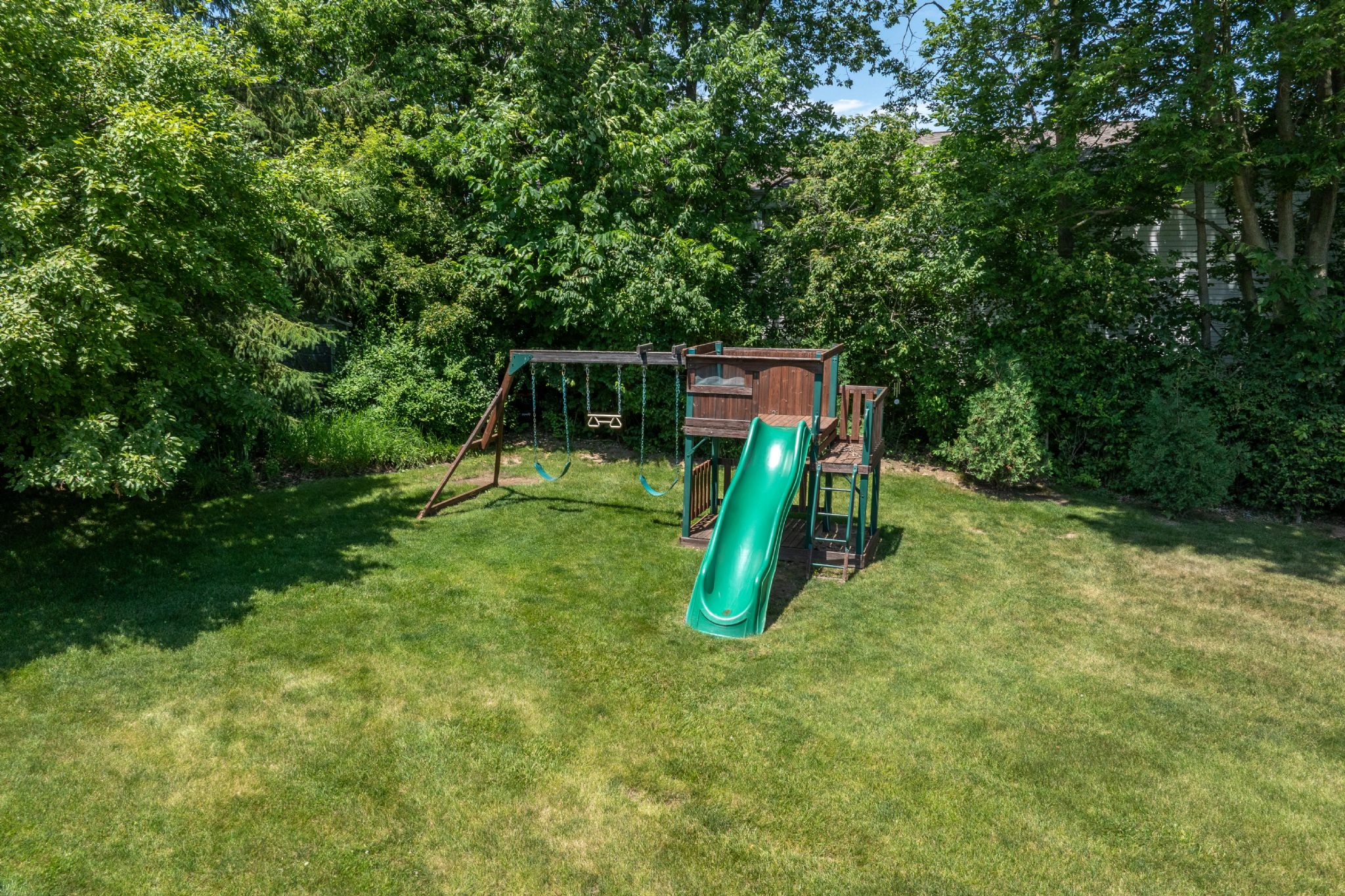 1206 Winchester Circle NE, Swisher, IA, Image 32