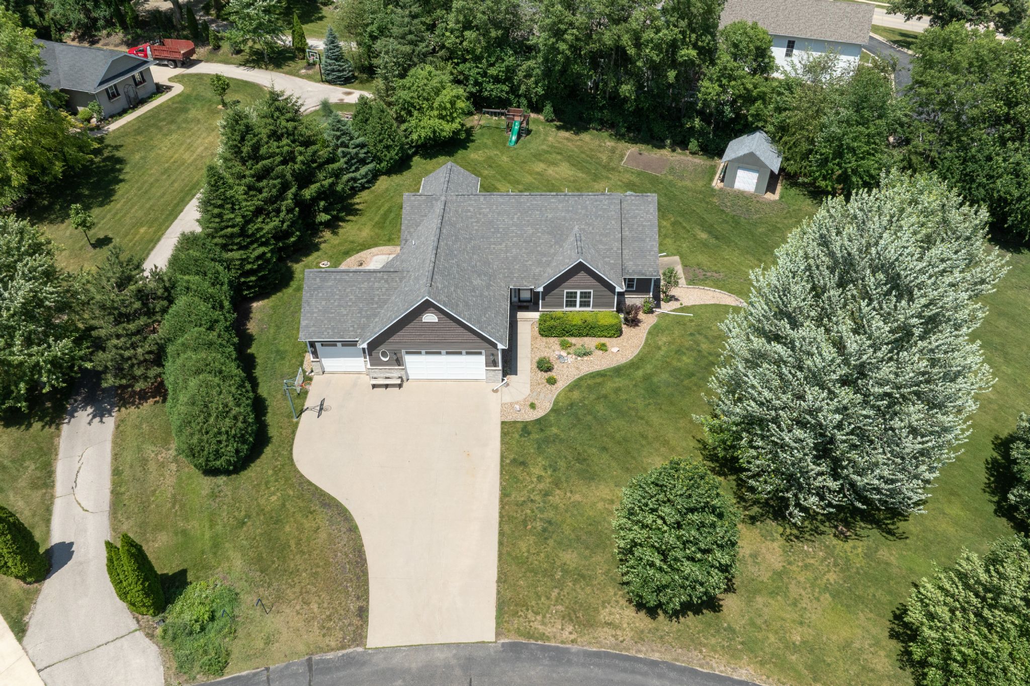 1206 Winchester Circle NE, Swisher, IA, Image 38