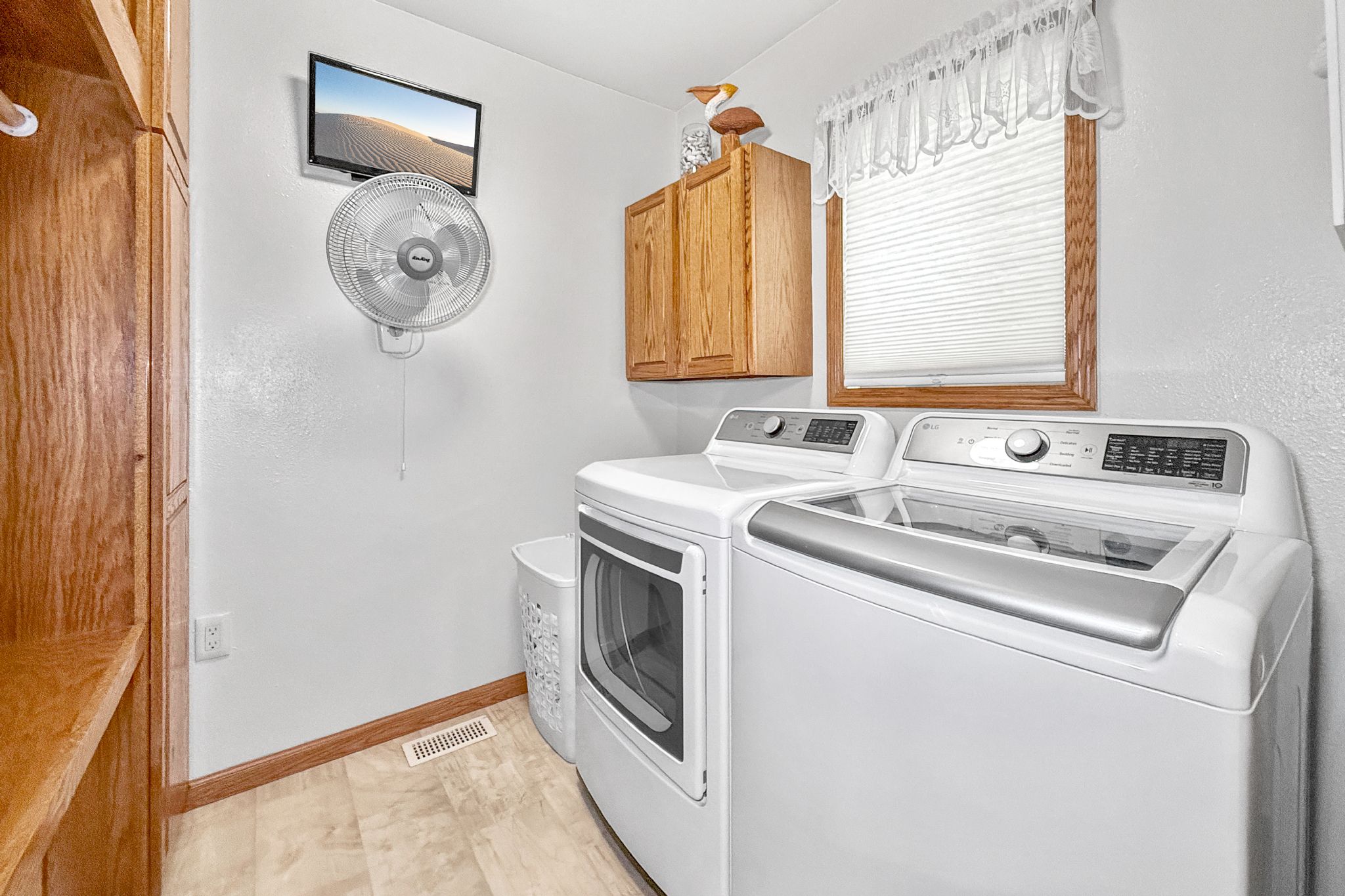 826 N Illinois St, Lake City, IA, Image 16