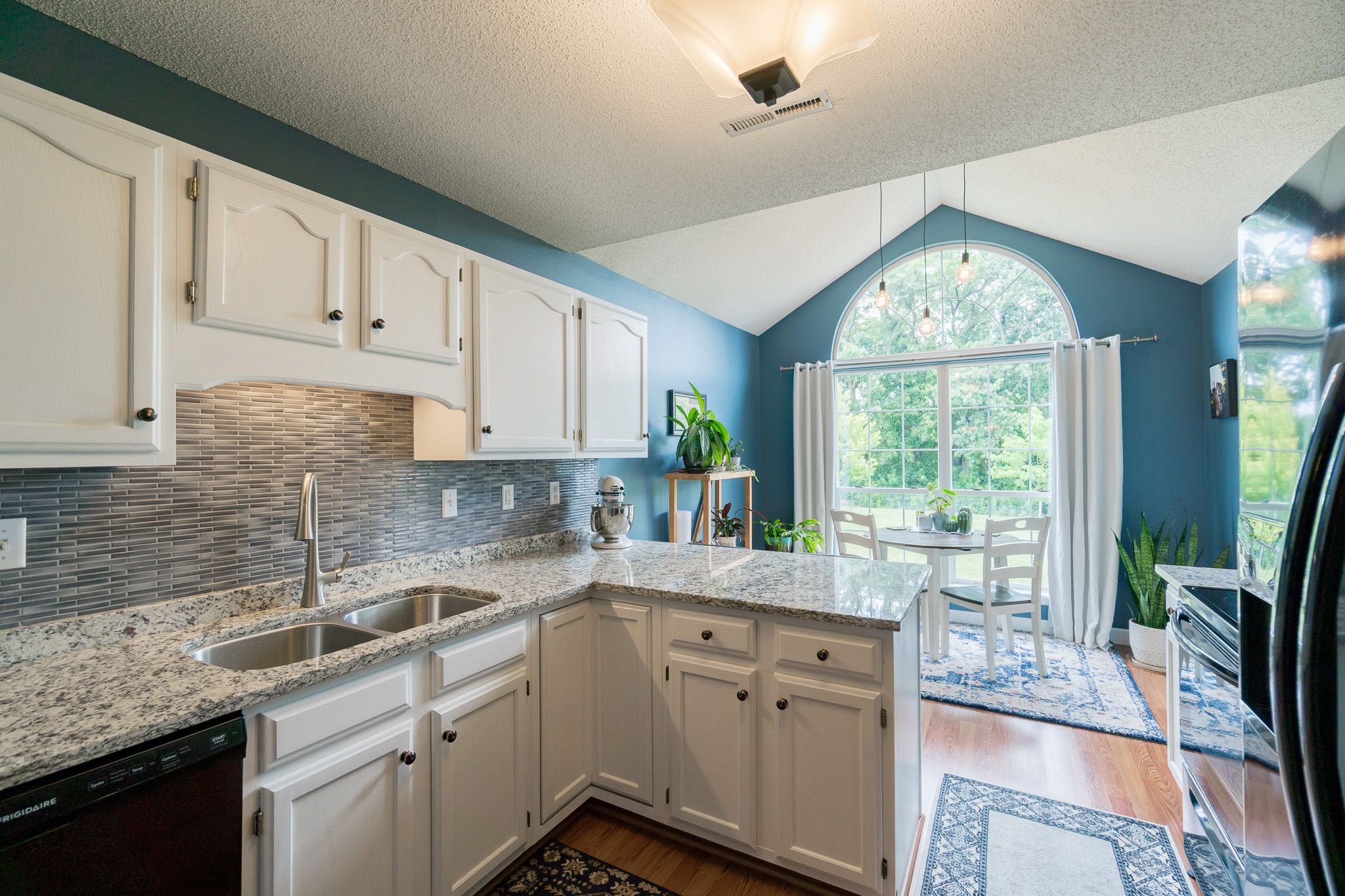 2830 Towne House Dr NE, Cedar Rapids, IA, Image 9
