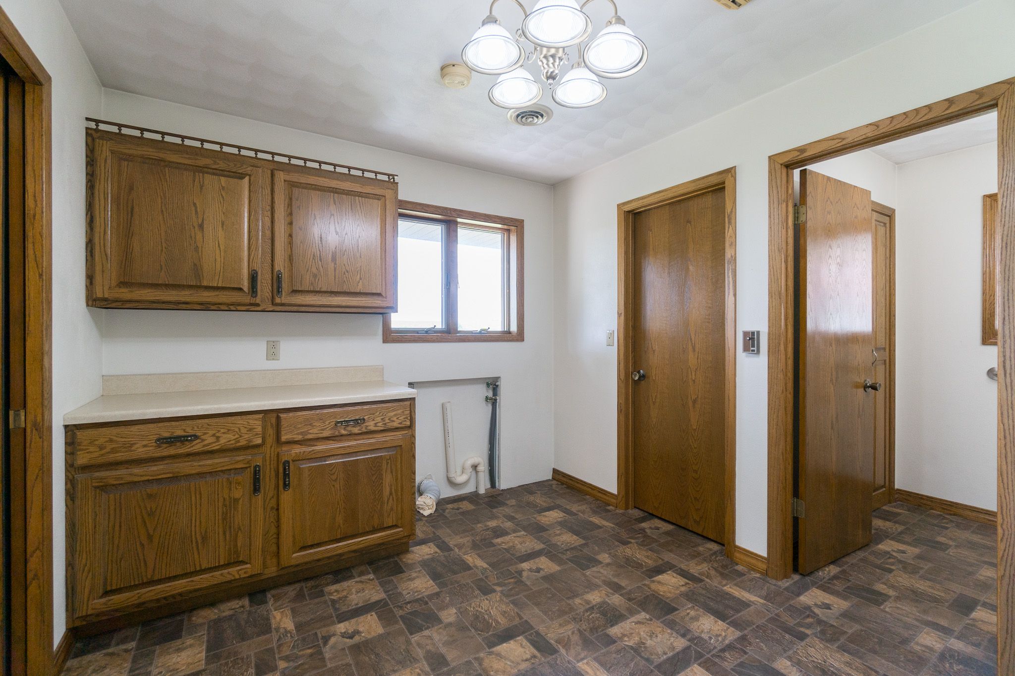 5589 22nd Avenue Trl, Vinton, IA, Image 21