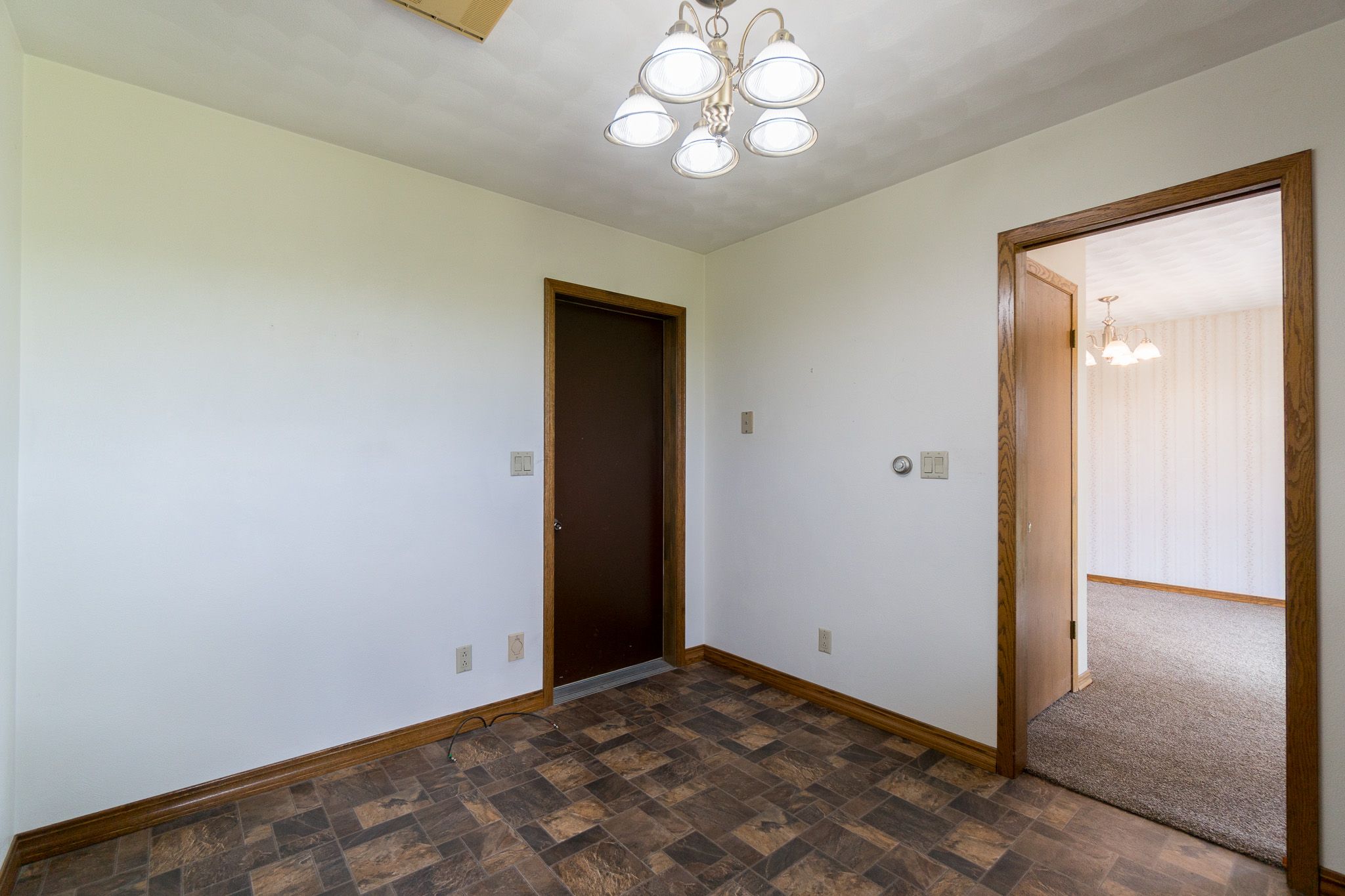 5589 22nd Avenue Trl, Vinton, IA, Image 22