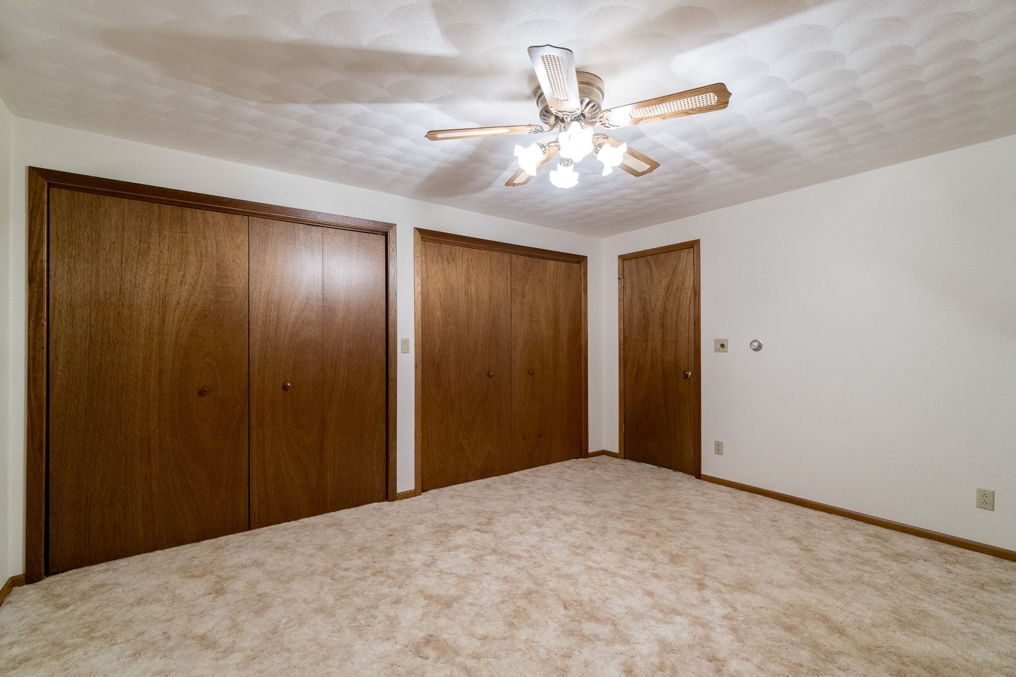 5589 22nd Avenue Trl, Vinton, IA, Image 32