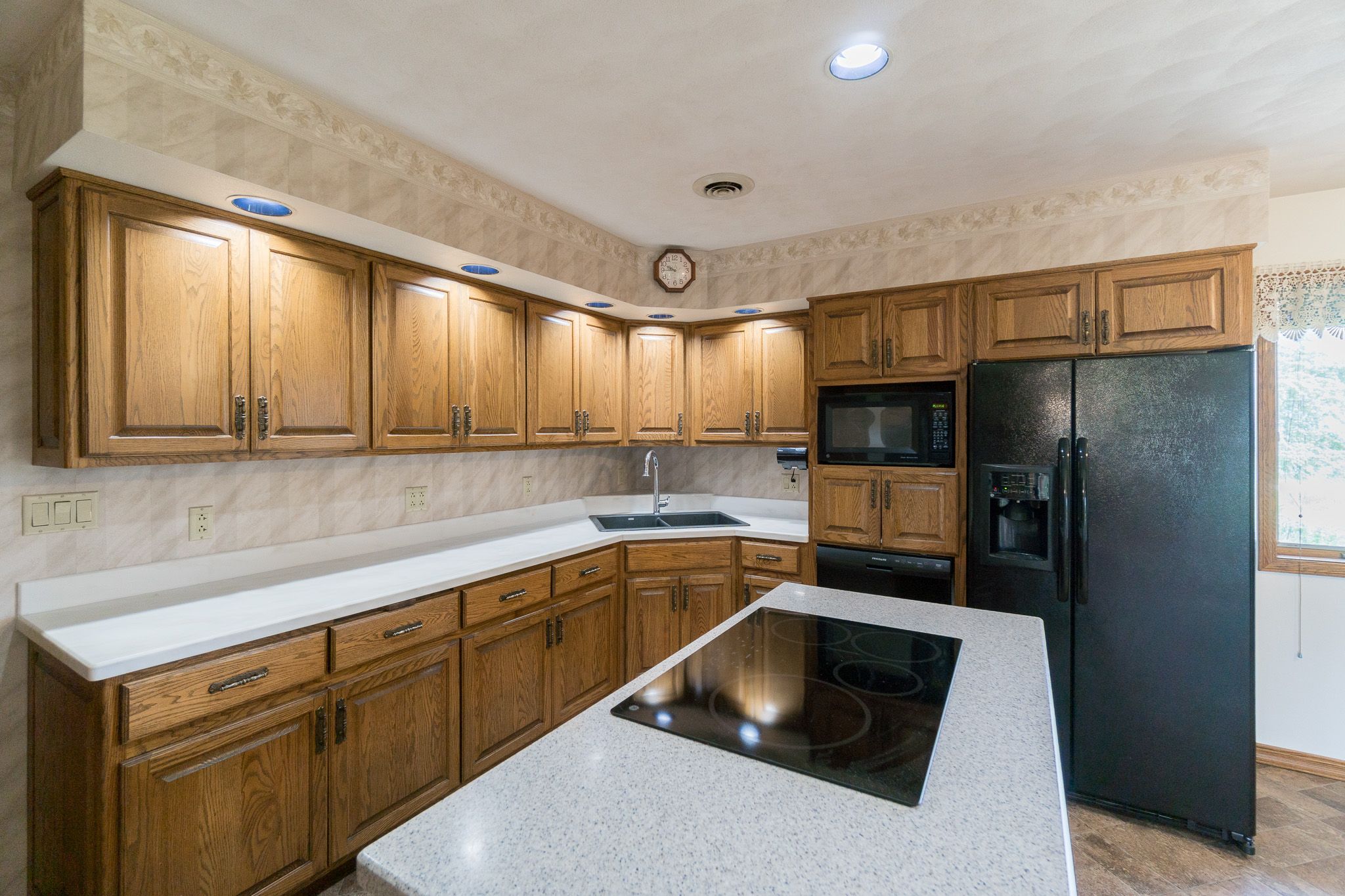 5589 22nd Avenue Trl, Vinton, IA, Image 5