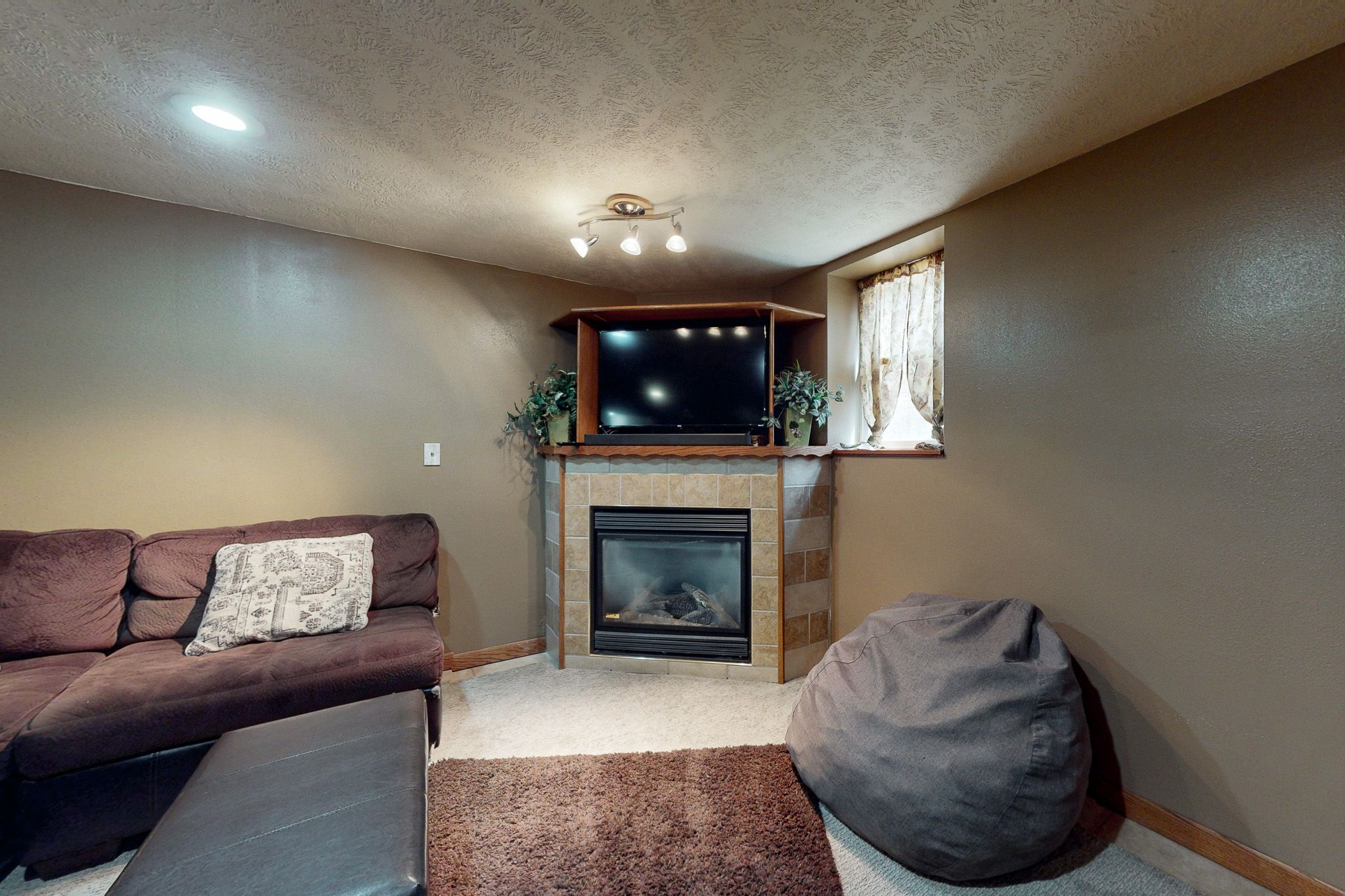 513 S Edward Dr, Sioux Falls, SD, Image 16