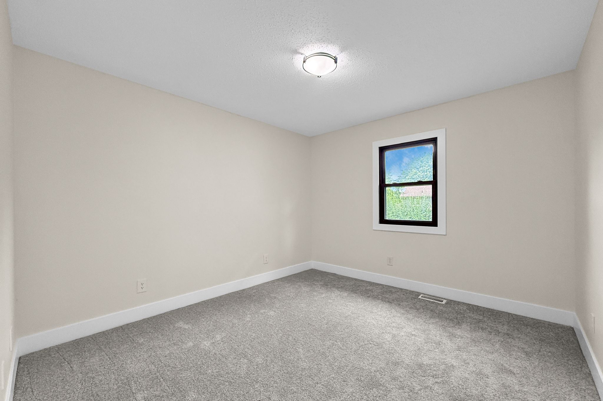 7929 Townsend Ave, Urbandale, IA, Image 19