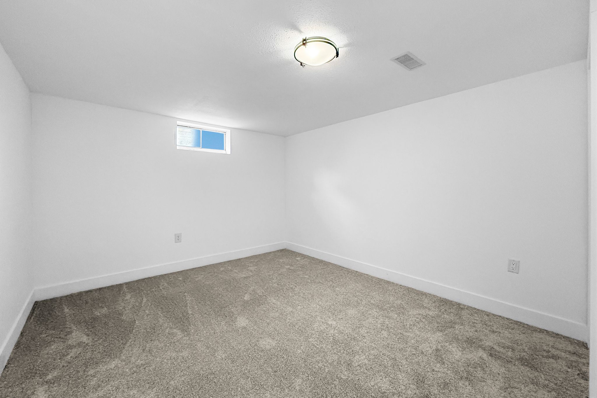 7929 Townsend Ave, Urbandale, IA, Image 28