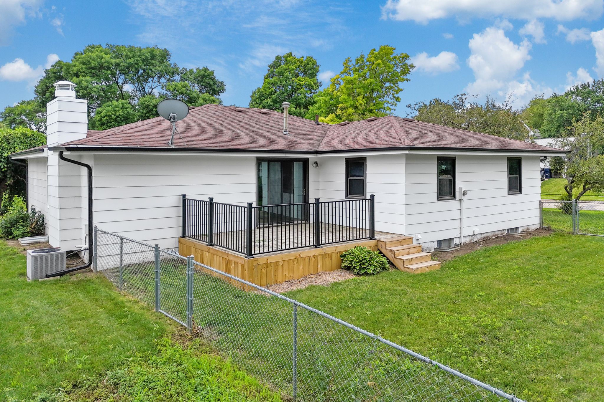 7929 Townsend Ave, Urbandale, IA, Image 31