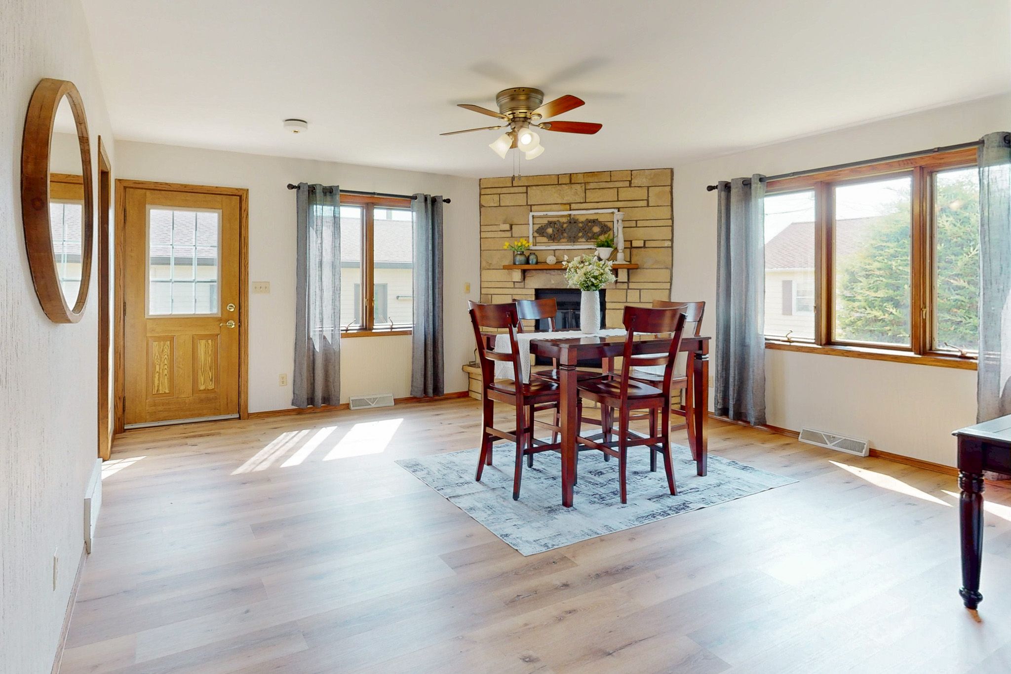1007 Washington Street, Bellevue, IA, Image 10