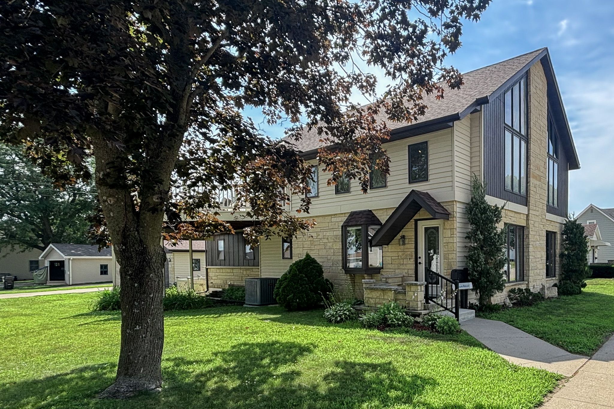 1007 Washington Street, Bellevue, IA, Image 1