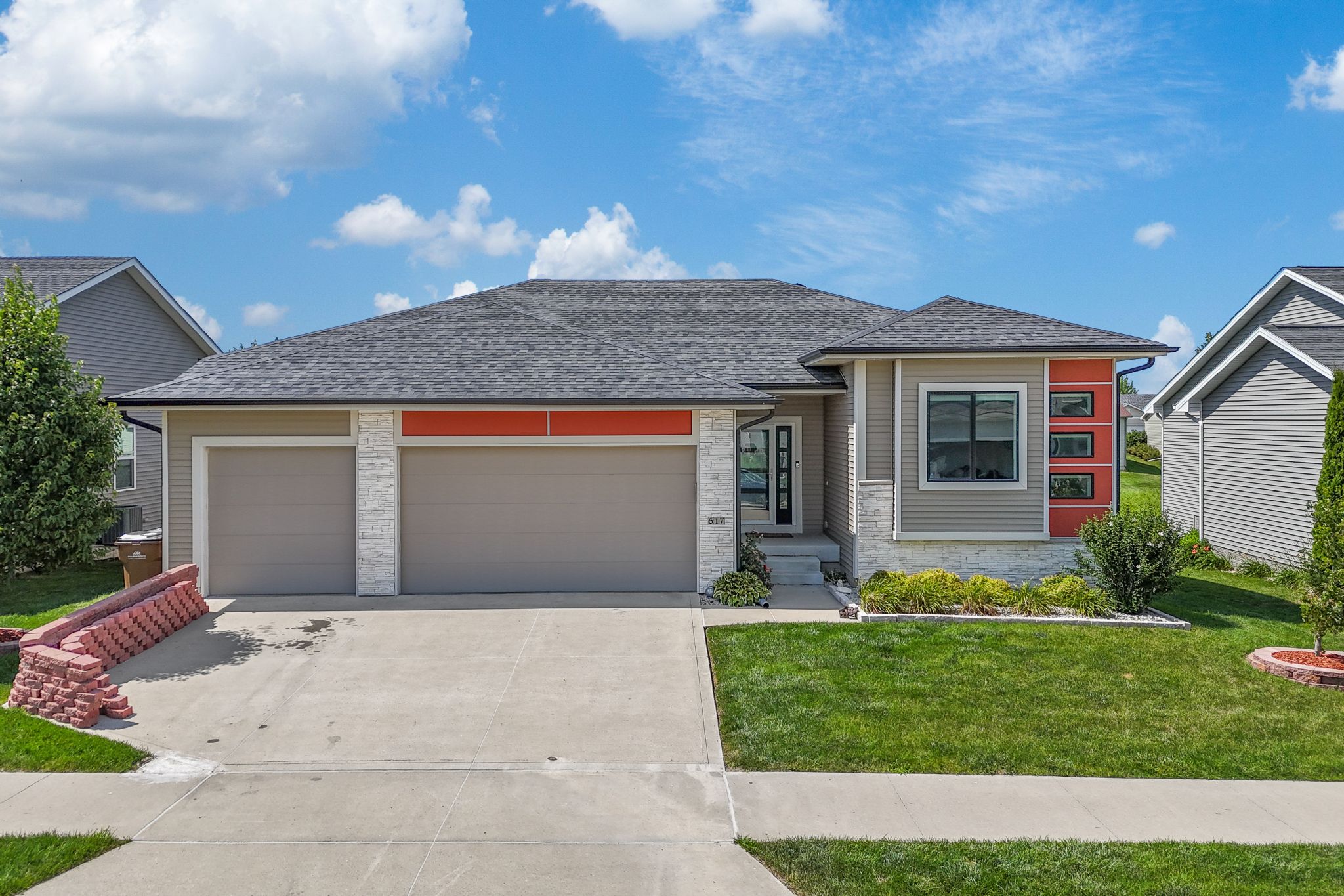 617 SE 14th Street, Grimes, IA, Image 0