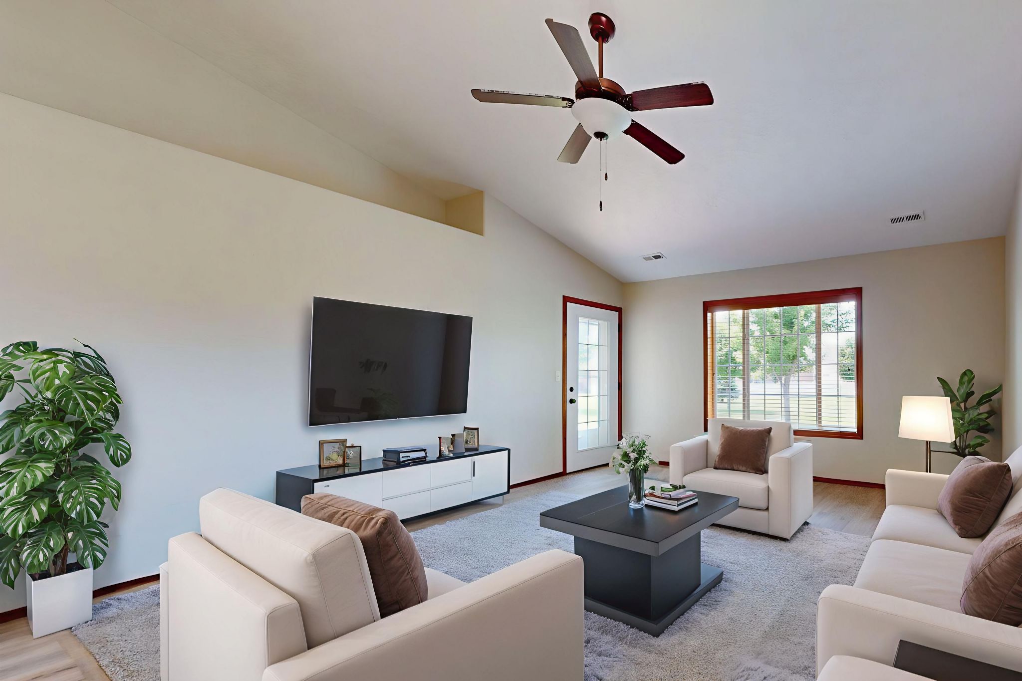 1115 N Valley View Rd, Sioux Falls, SD, Image 2