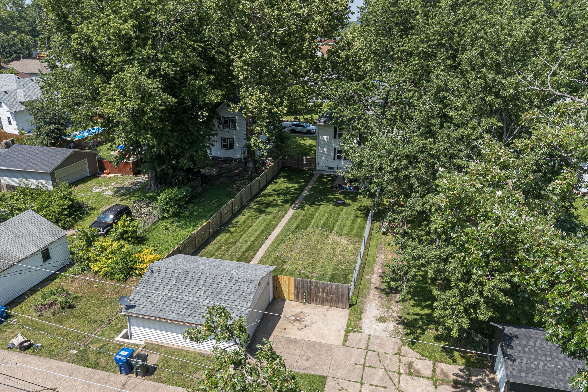 1437 W High St, Davenport, IA, Image 25