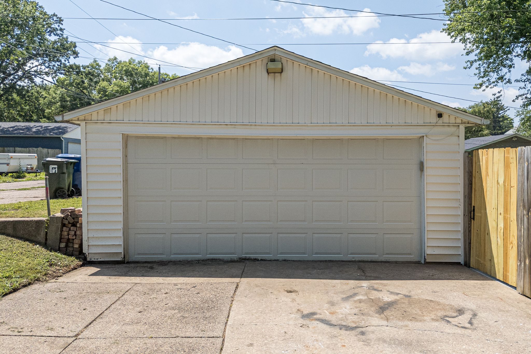 1437 W High St, Davenport, IA, Image 26