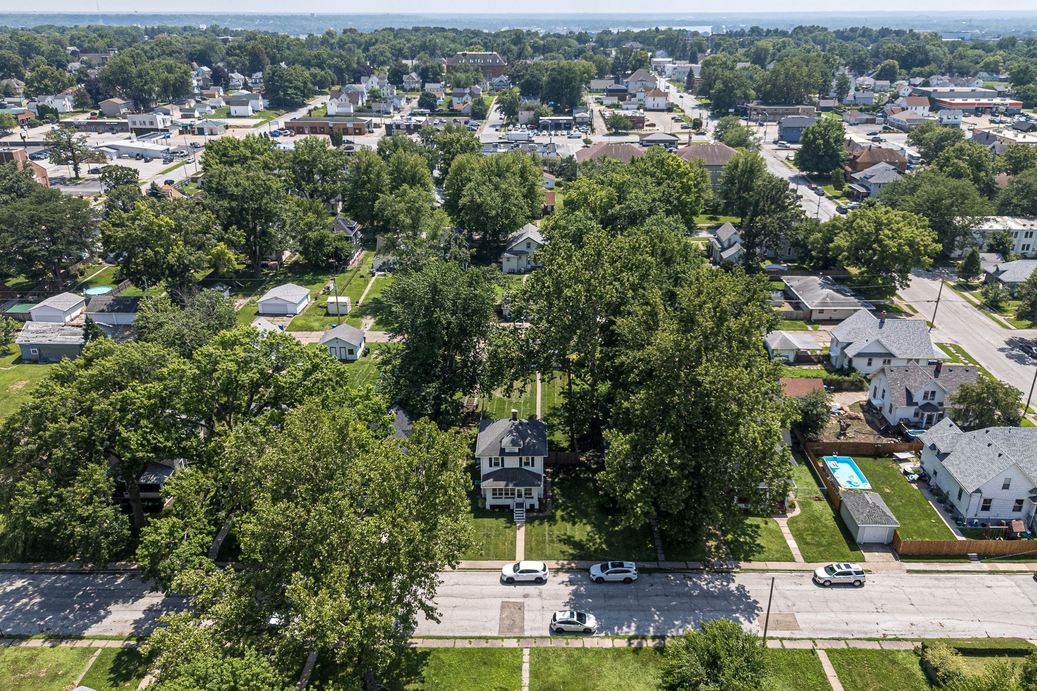 1437 W High St, Davenport, IA, Image 28