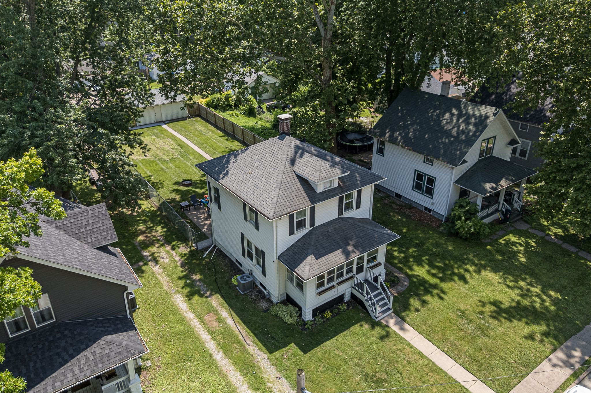 1437 W High St, Davenport, IA, Image 2