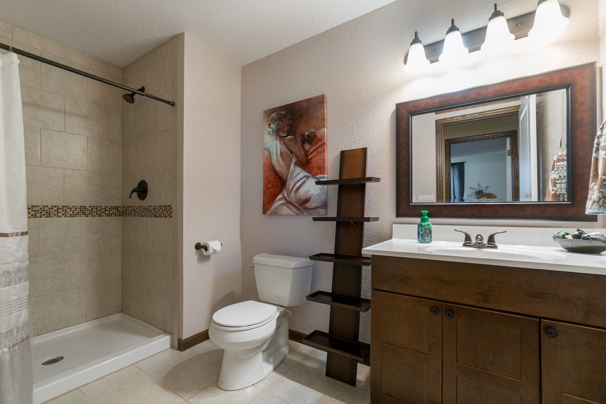 6702 Country Ridge Dr NW, Cedar Rapids, IA, Image 28