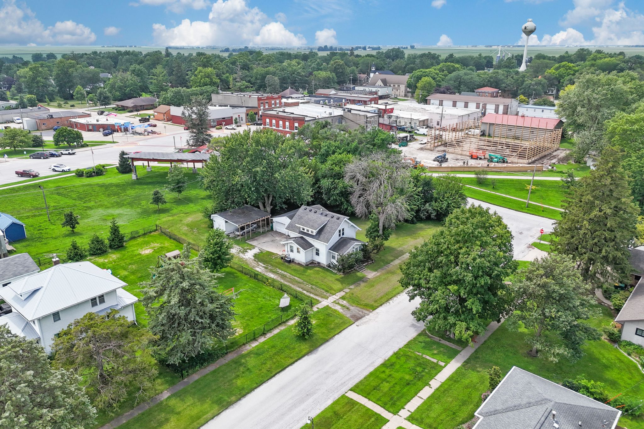 1304 Ash St, Dallas Center, IA, Image 2
