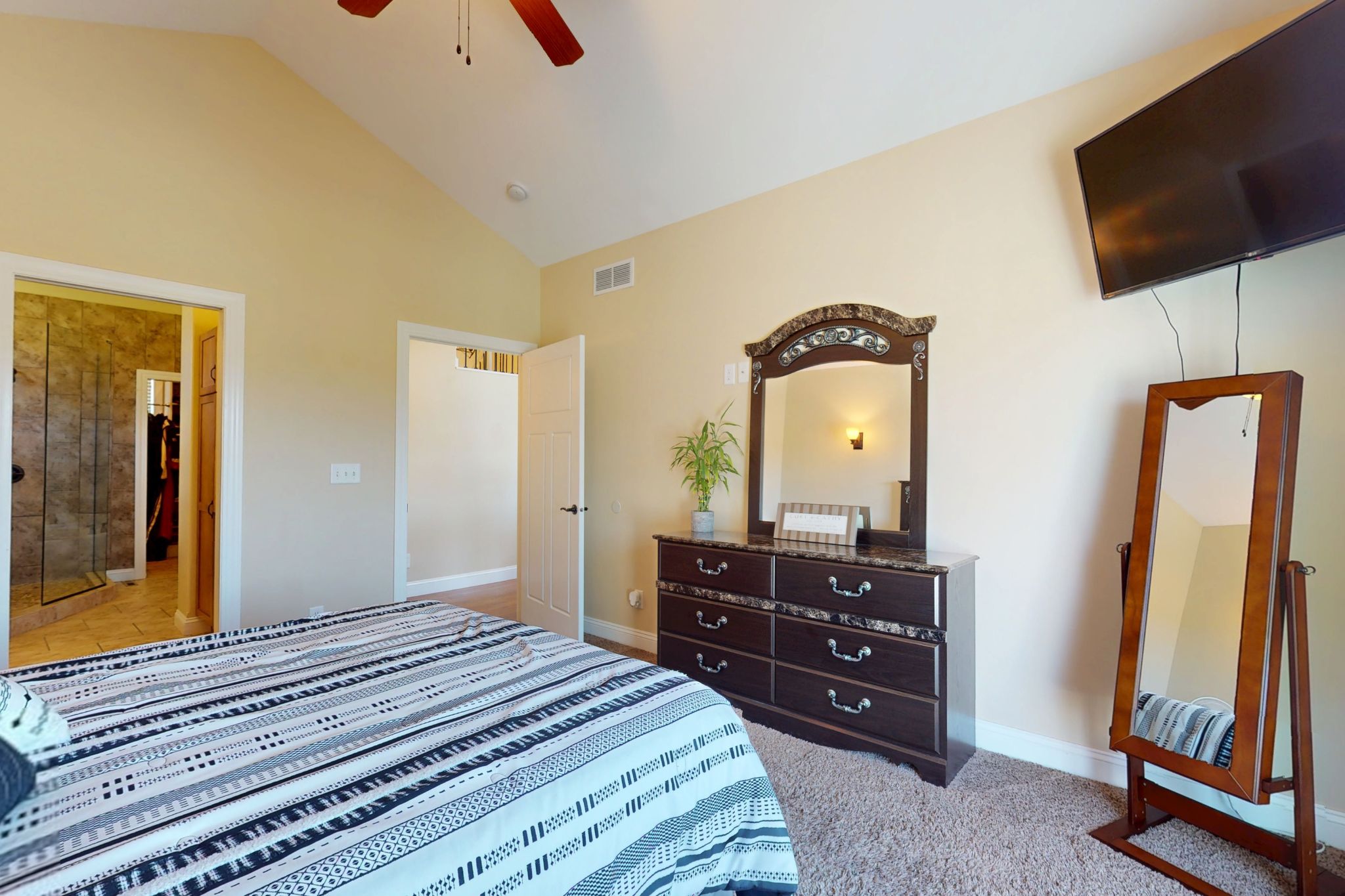 2109 Wedgewood Drive, Asbury, IA, Image 21