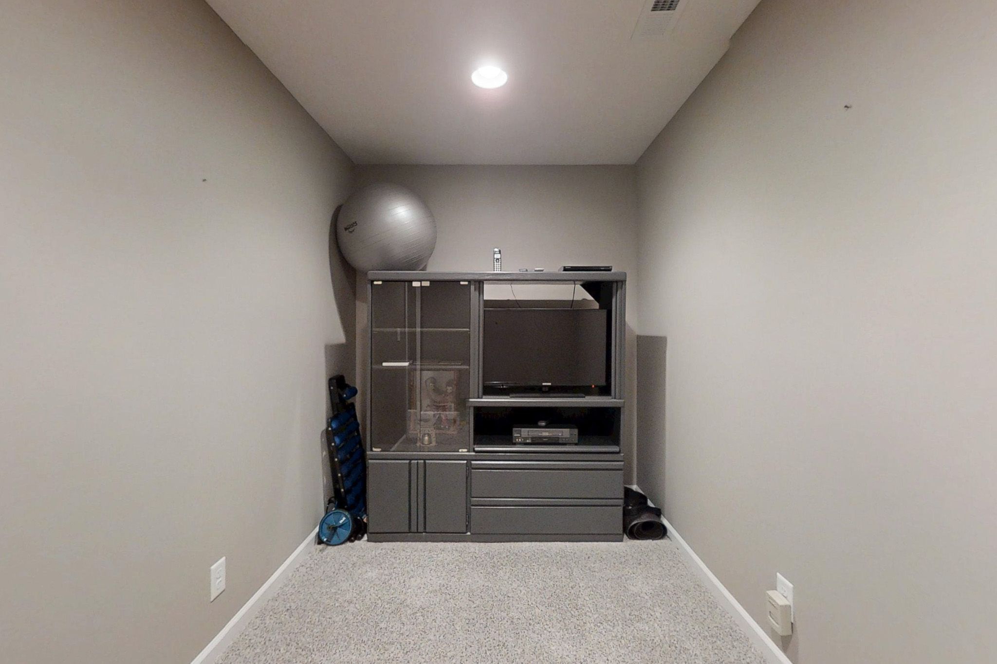 1319 W Cademon Cir, Lincoln, NE, Image 23