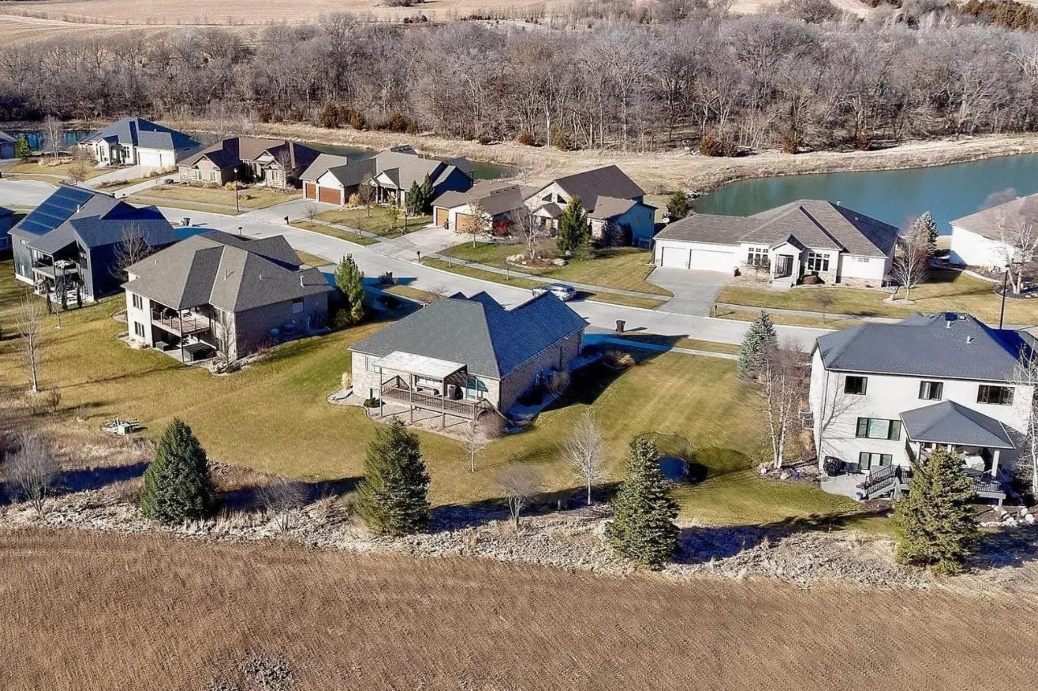 1319 W Cademon Cir, Lincoln, NE, Image 35