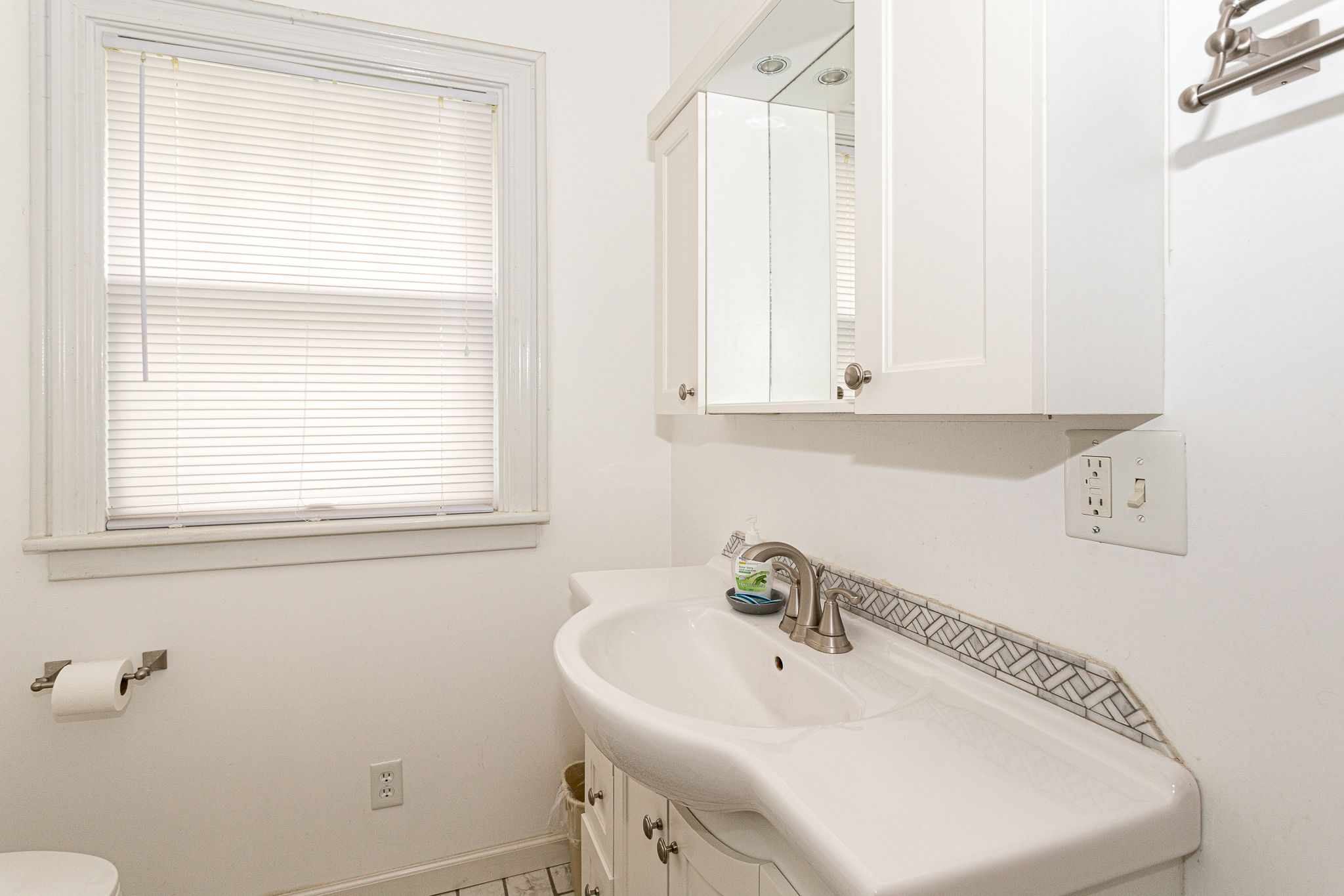1706 North Seminary St, Galesburg, IL, Image 15
