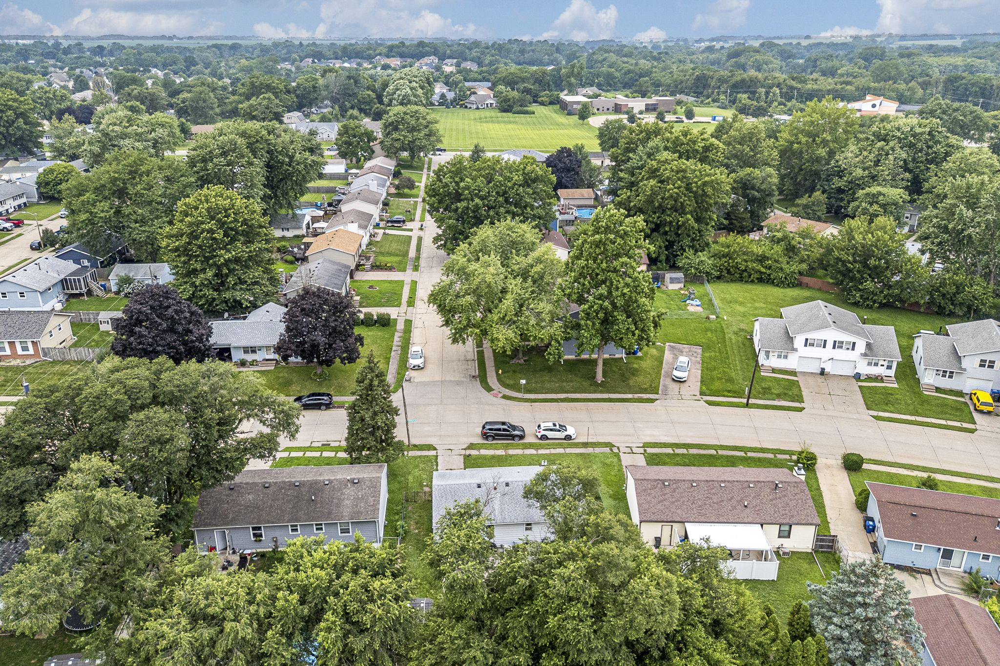 3001 N Michigan Ave, Davenport, IA, Image 17
