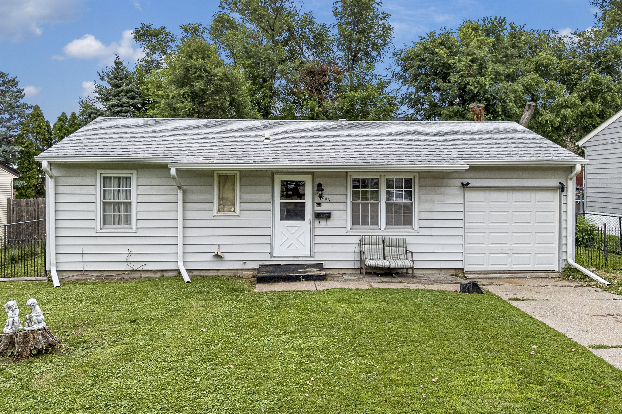 3001 N Michigan Ave, Davenport, IA, Image 3