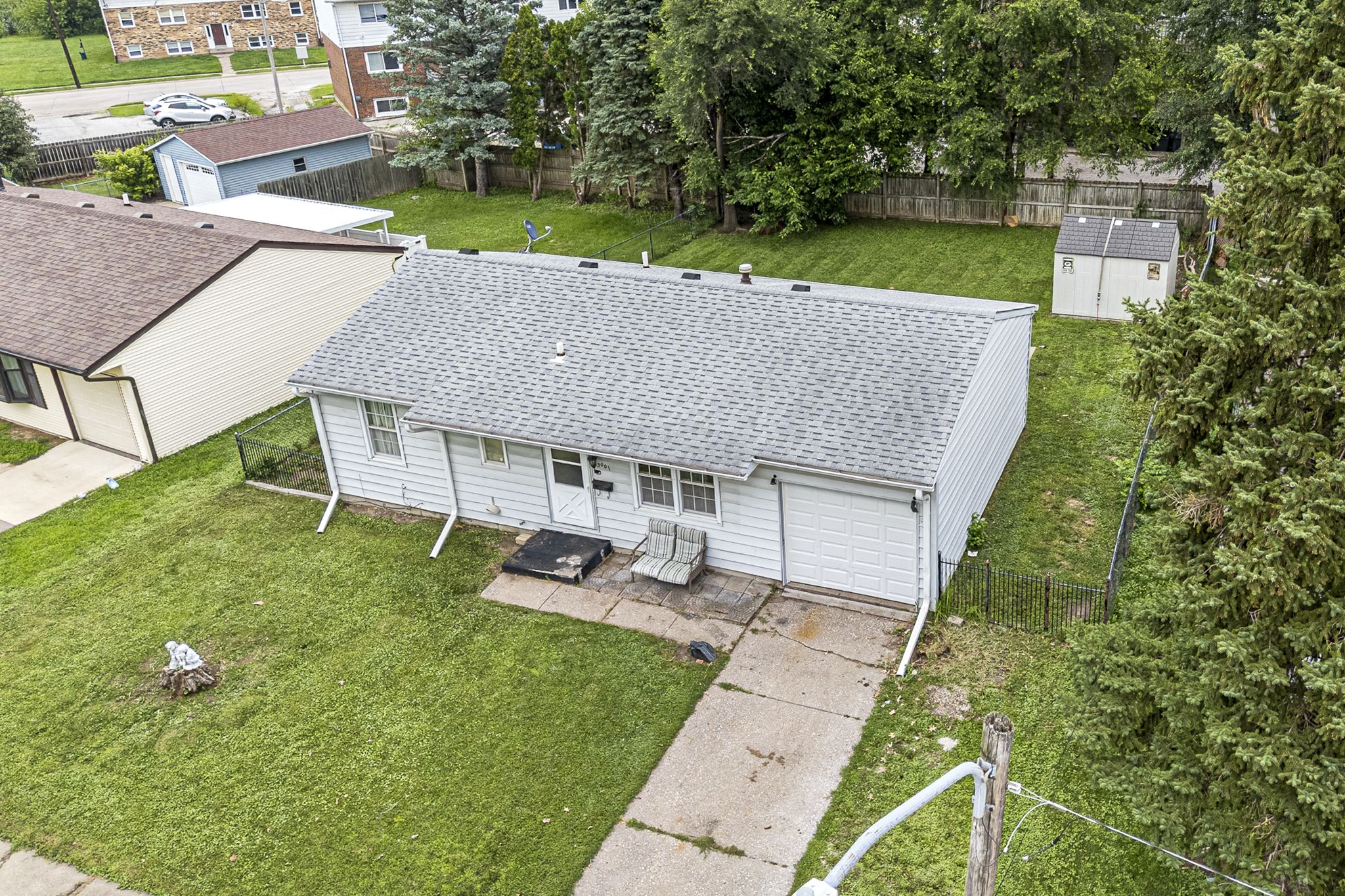 3001 N Michigan Ave, Davenport, IA, Image 2