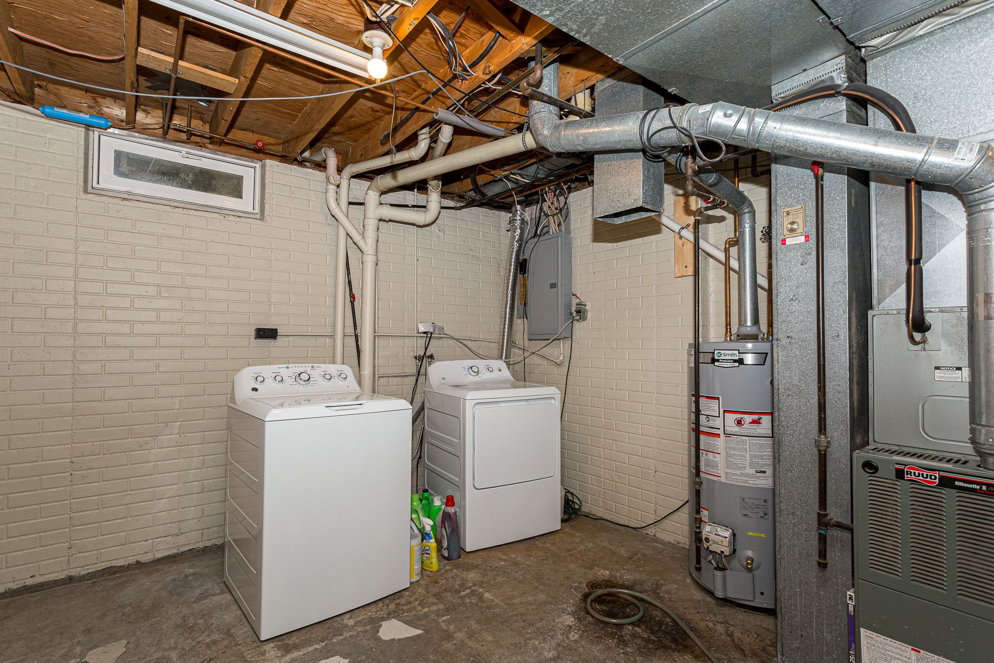 1320 Medina Ct, Bettendorf, IA, Image 24