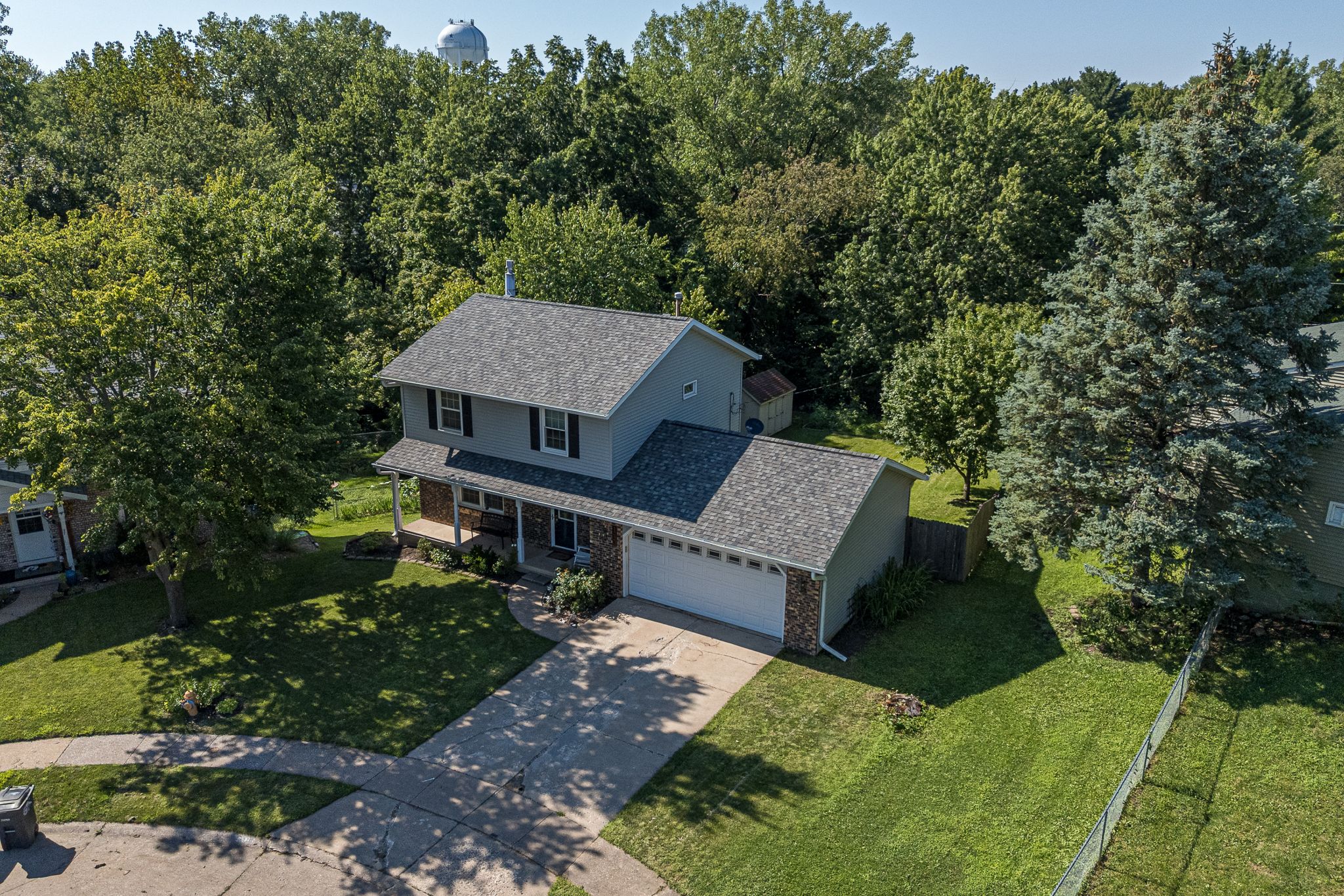 1320 Medina Ct, Bettendorf, IA, Image 1