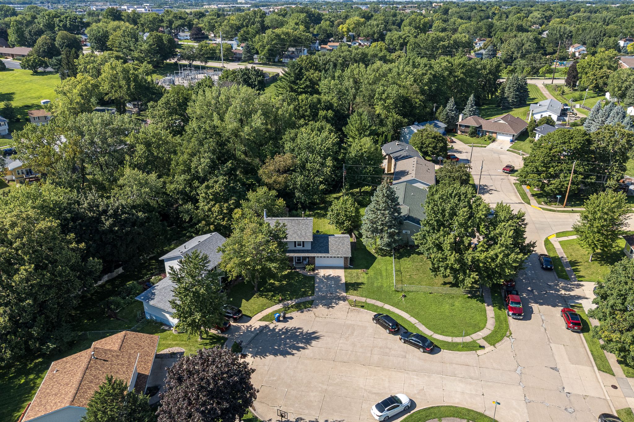 1320 Medina Ct, Bettendorf, IA, Image 30