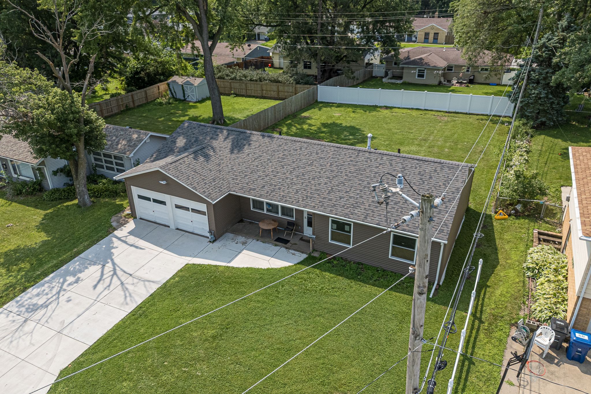 1607 Bellevue Ave, Bettendorf, IA, Image 2