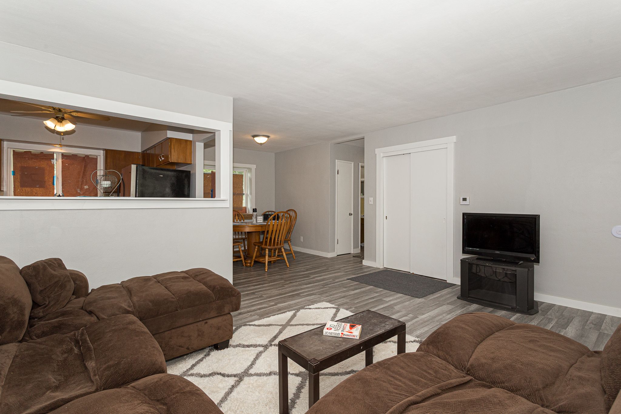 1607 Bellevue Ave, Bettendorf, IA, Image 3
